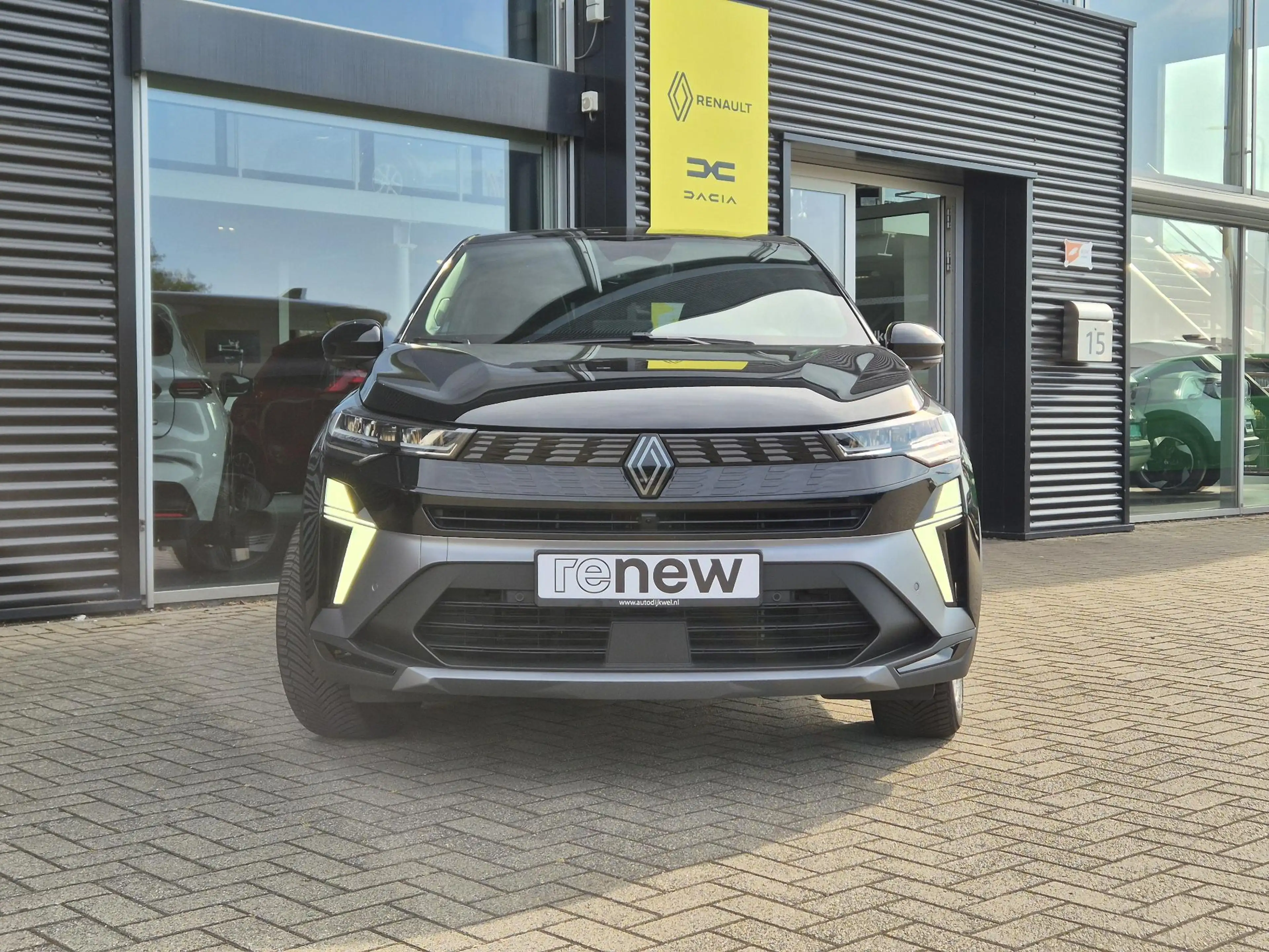Renault Symbioz 1.8 E-Tech full hybrid 160 esprit Alpine Solarbay — photo 3