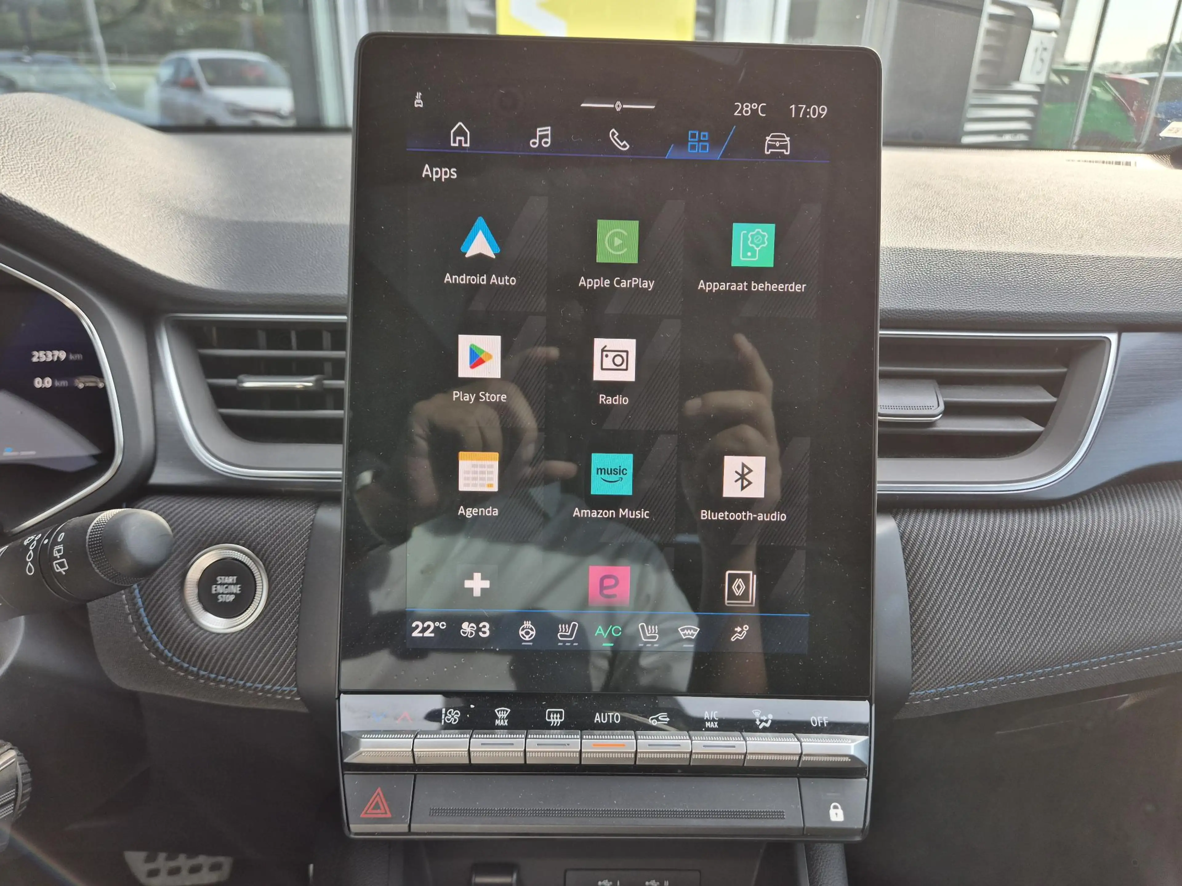 Renault Symbioz 1.8 E-Tech full hybrid 160 esprit Alpine Solarbay — photo 16