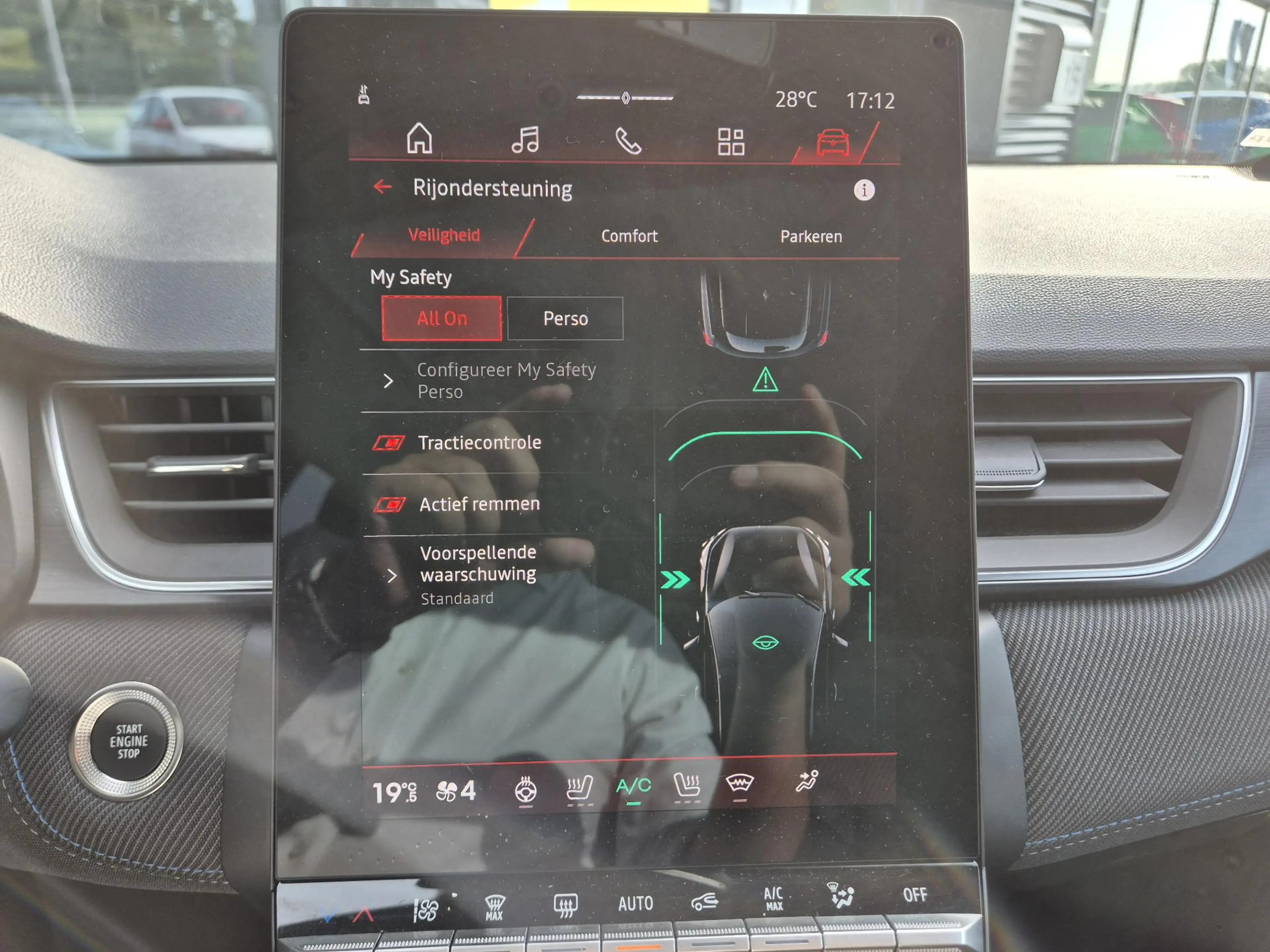 Renault Symbioz 1.8 E-Tech full hybrid 160 esprit Alpine Solarbay — photo 24