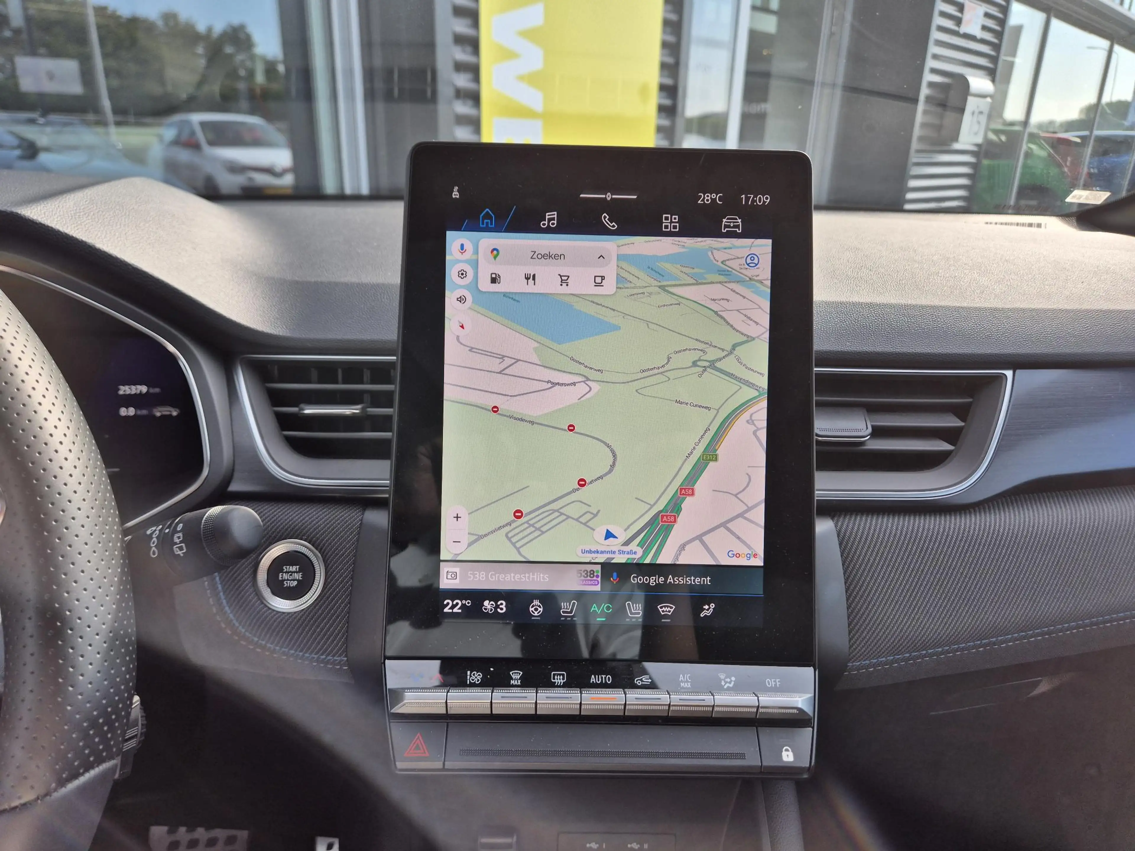 Renault Symbioz 1.8 E-Tech full hybrid 160 esprit Alpine Solarbay — photo 15