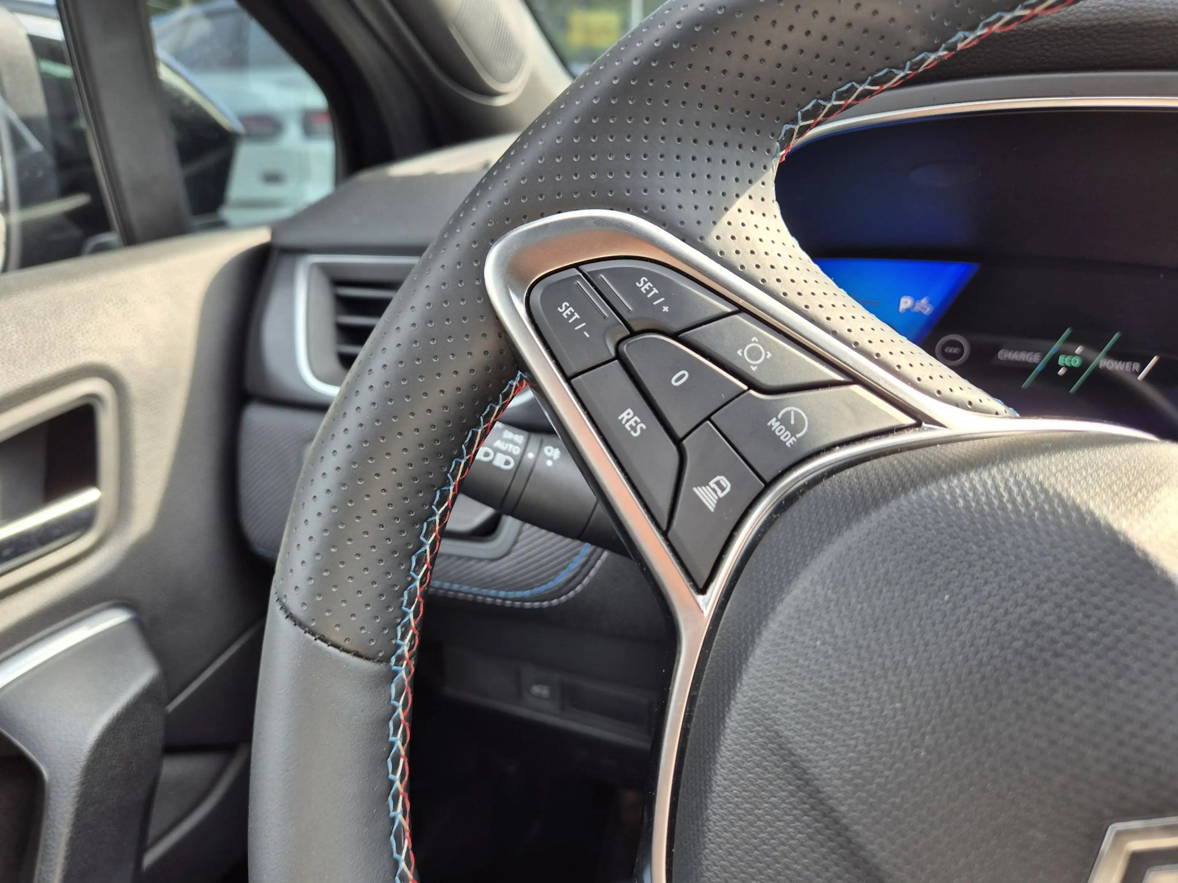 Renault Symbioz 1.8 E-Tech full hybrid 160 esprit Alpine Solarbay — photo 11