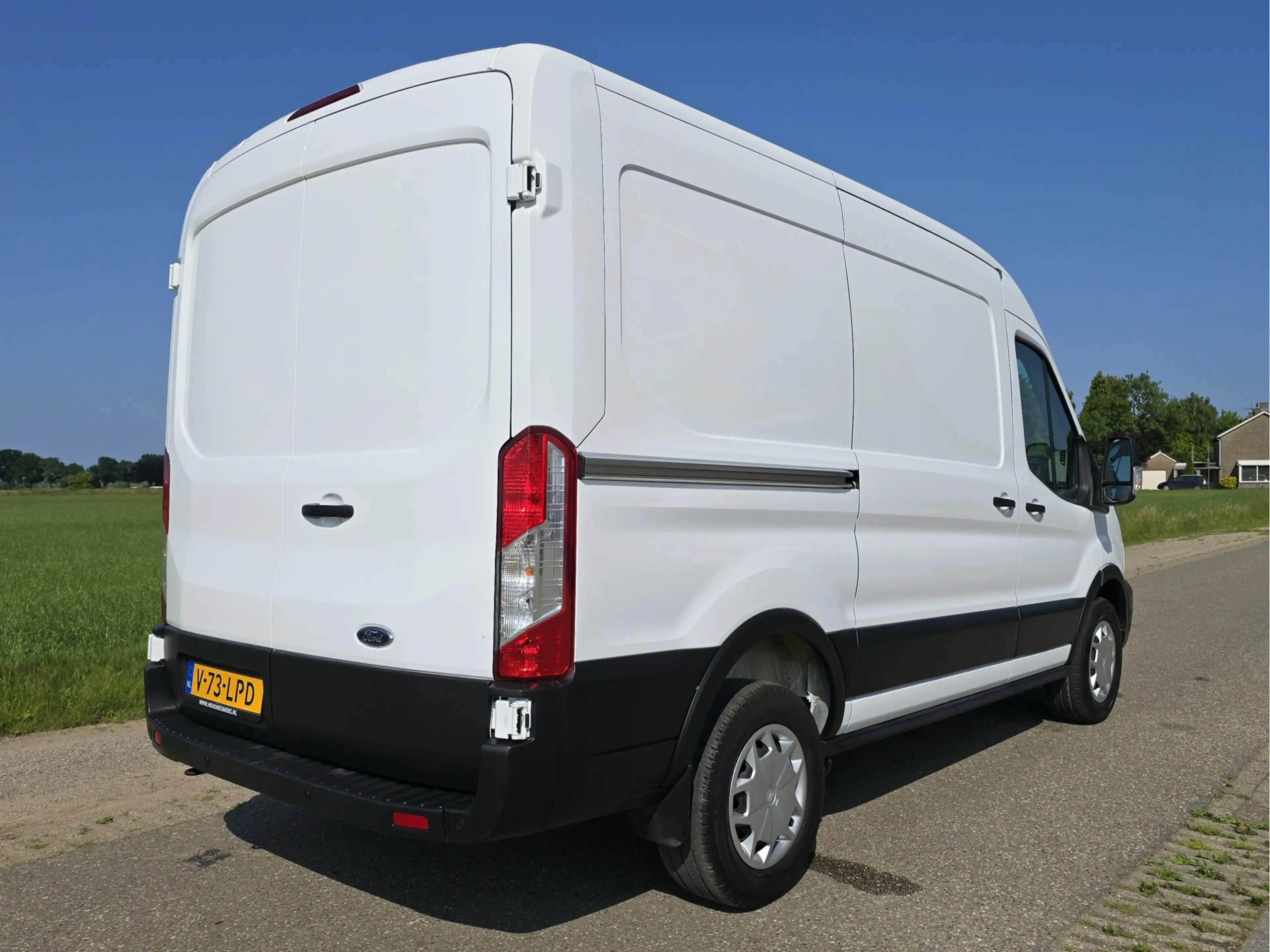 Ford Transit 350 2.0 TDCI L2 H2 - 130 Pk - Euro 6 - Airco - Cru — photo 7