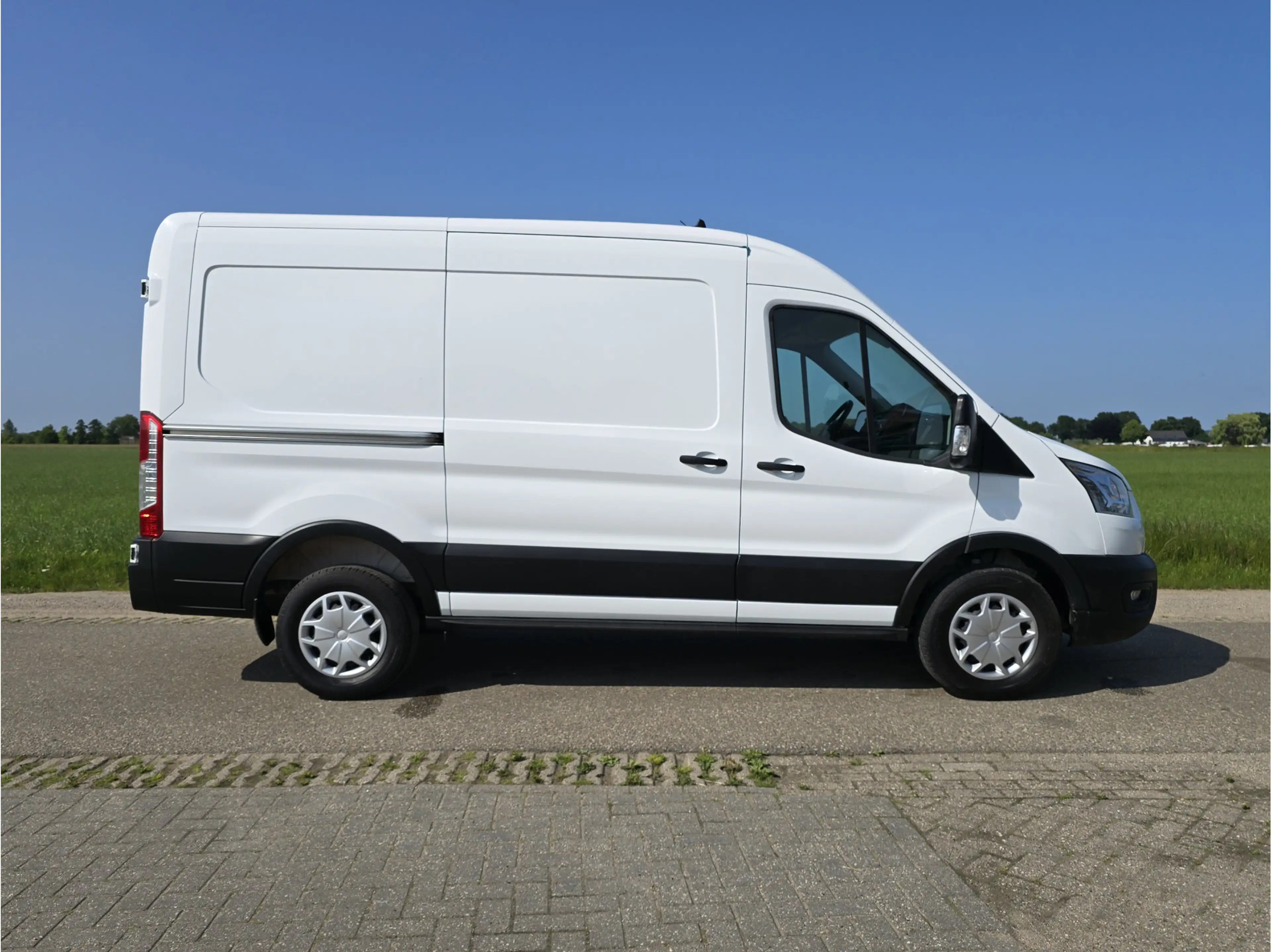 Ford Transit 350 2.0 TDCI L2 H2 - 130 Pk - Euro 6 - Airco - Cru — photo 8