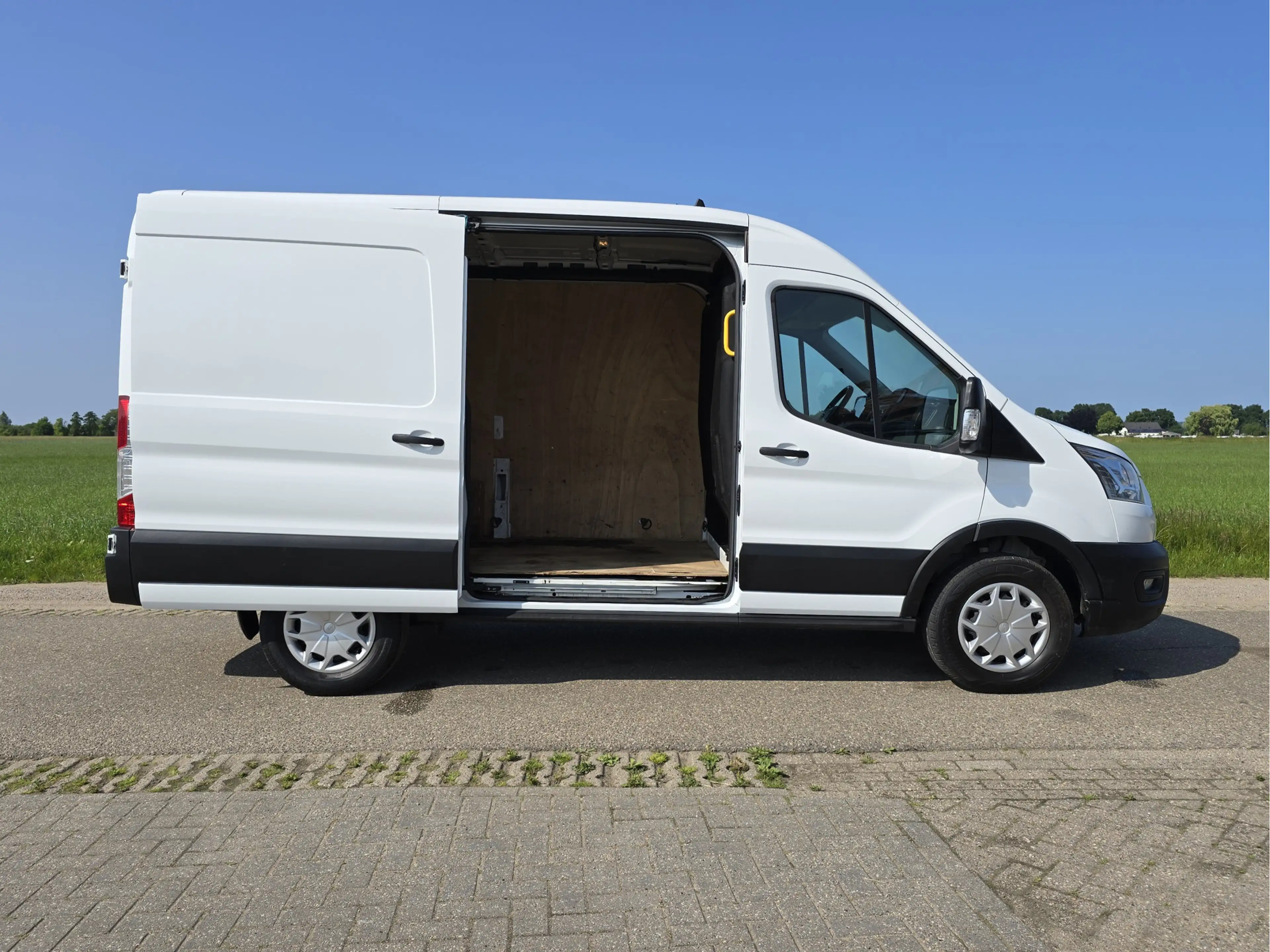 Ford Transit 350 2.0 TDCI L2 H2 - 130 Pk - Euro 6 - Airco - Cru — photo 27