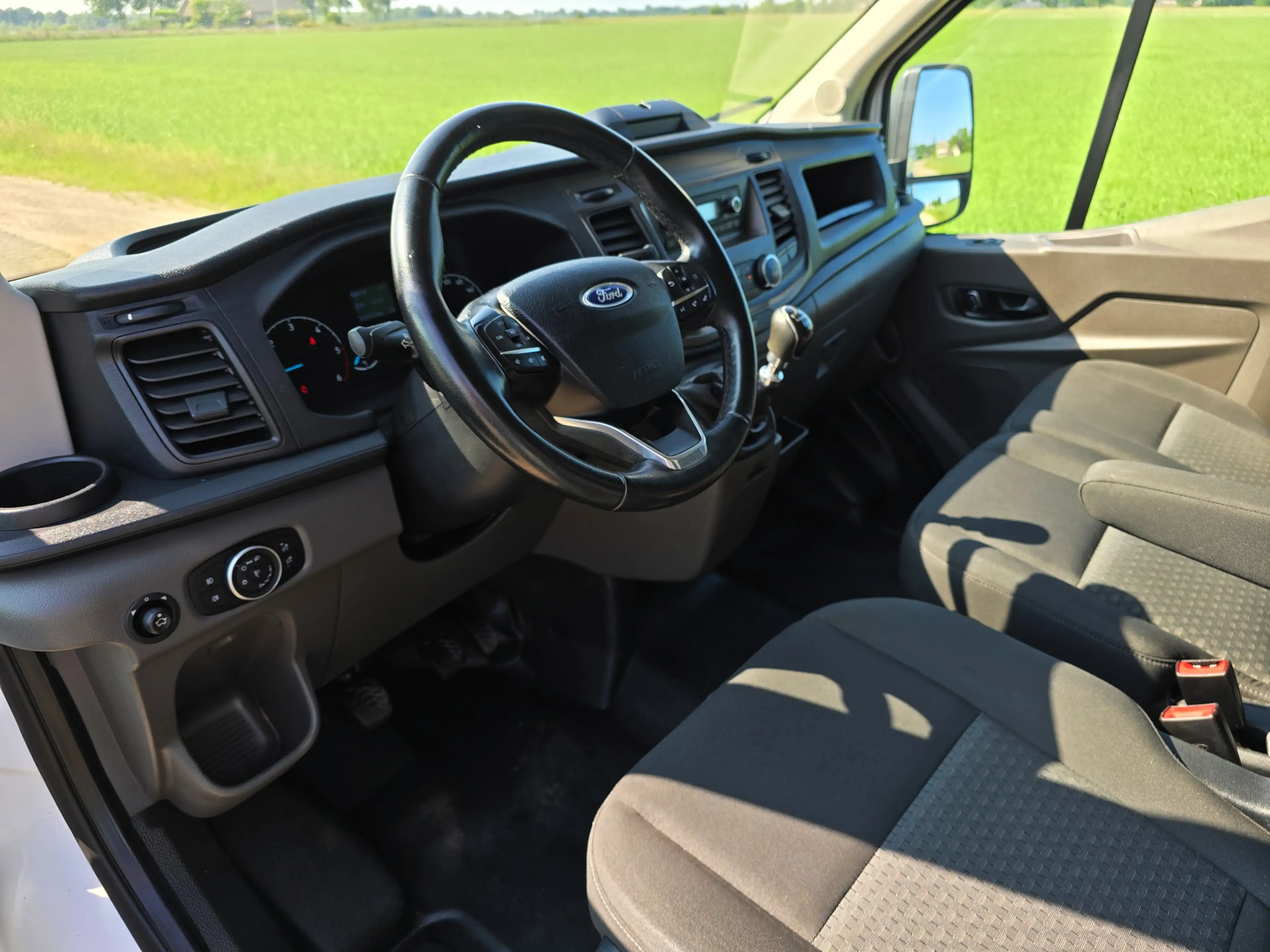 Ford Transit 350 2.0 TDCI L2 H2 - 130 Pk - Euro 6 - Airco - Cru — photo 23