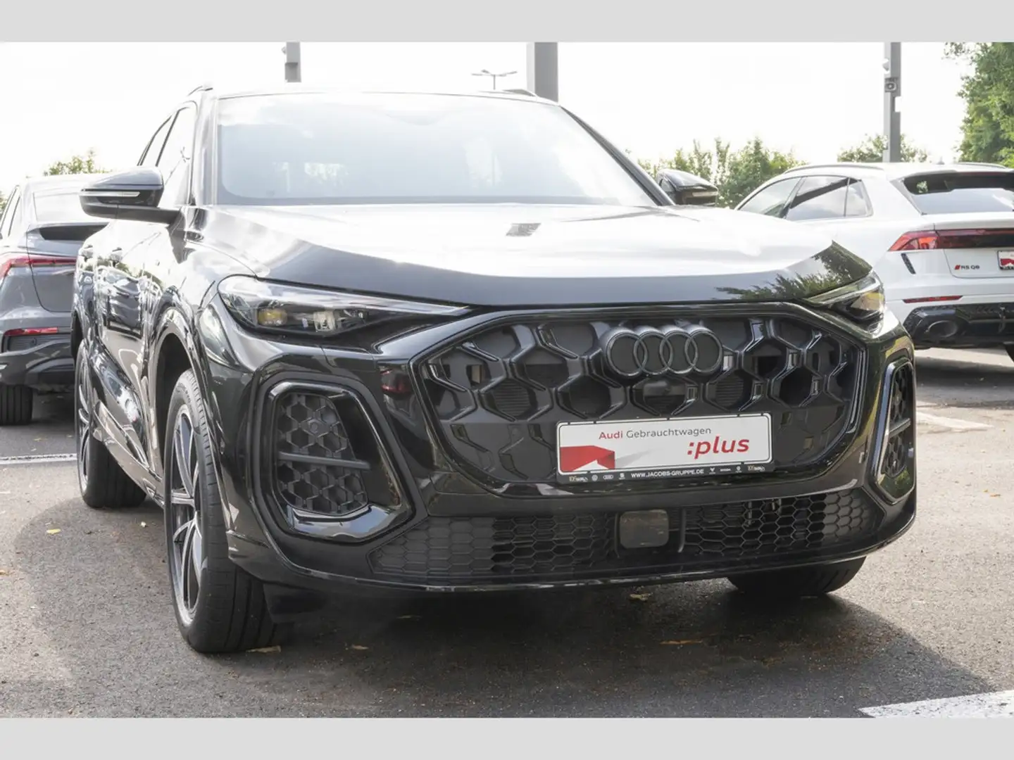 Audi Q5 40 TDI quattro S line 2x Pano, AHK, Tech p Schwarz - 2