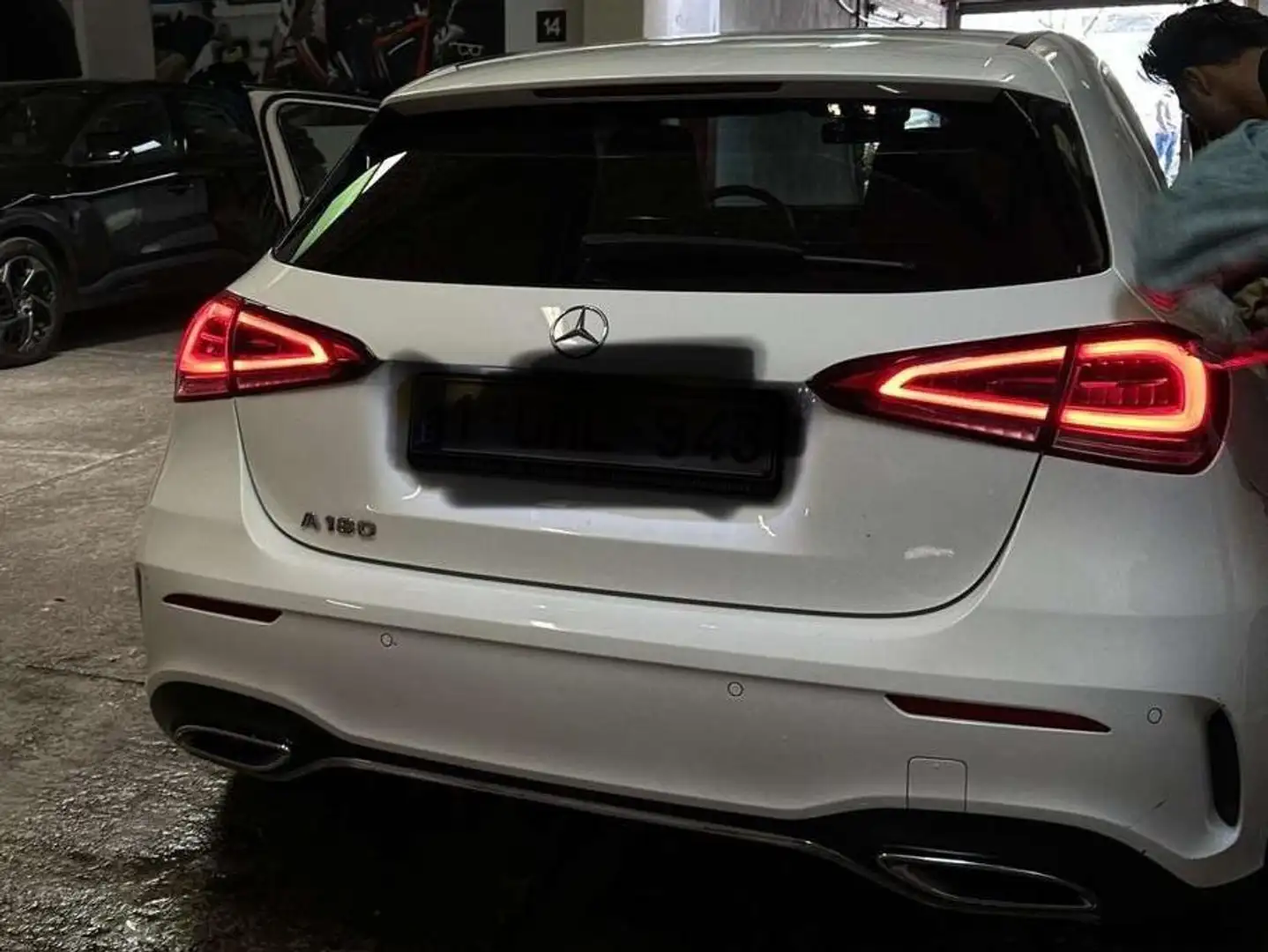 Mercedes-Benz A 180 AMG PAKKET Bianco - 2