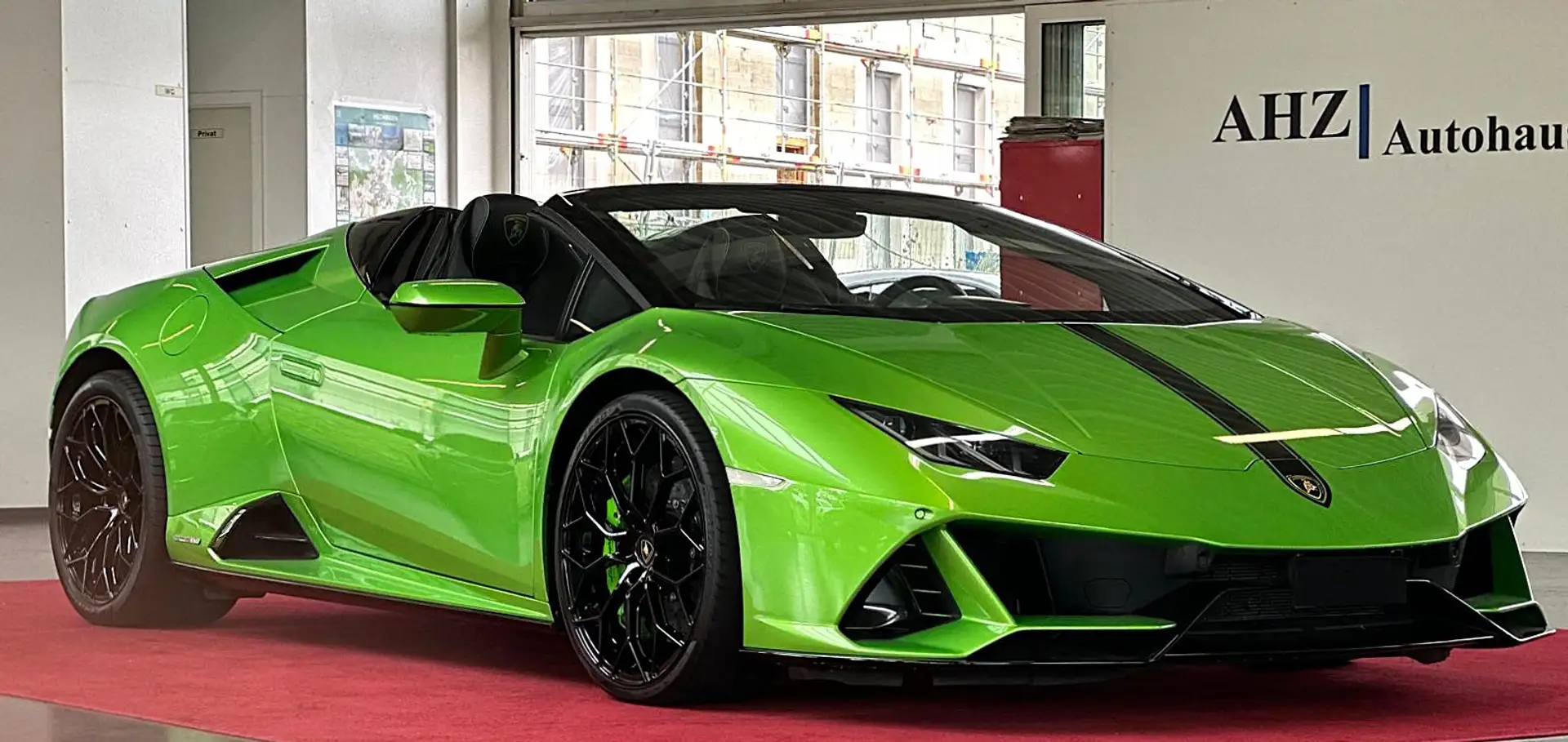 Lamborghini Huracán EVO Spyder Forged Carbon SAGA LIFT PPF Grün - 1