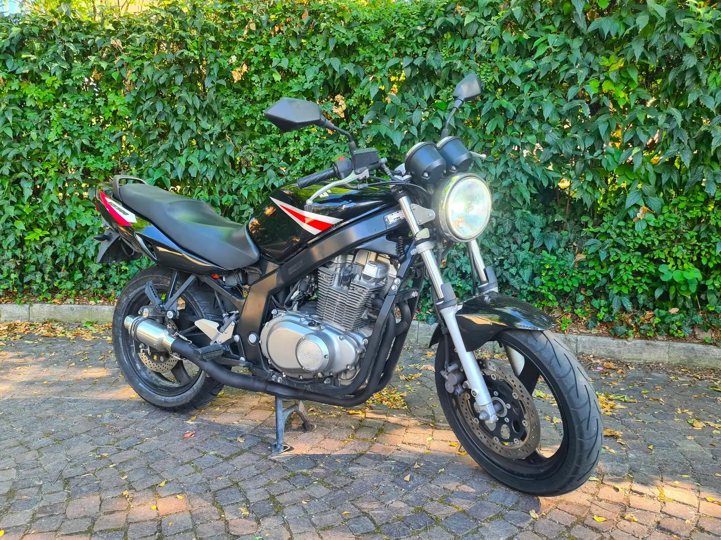 Suzuki GS 500 E Negru - 1