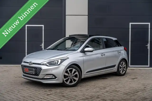 Hyundai i20 1.4i i-Vision Stuur/Stoelverw|Cruise|Pano|VOL!