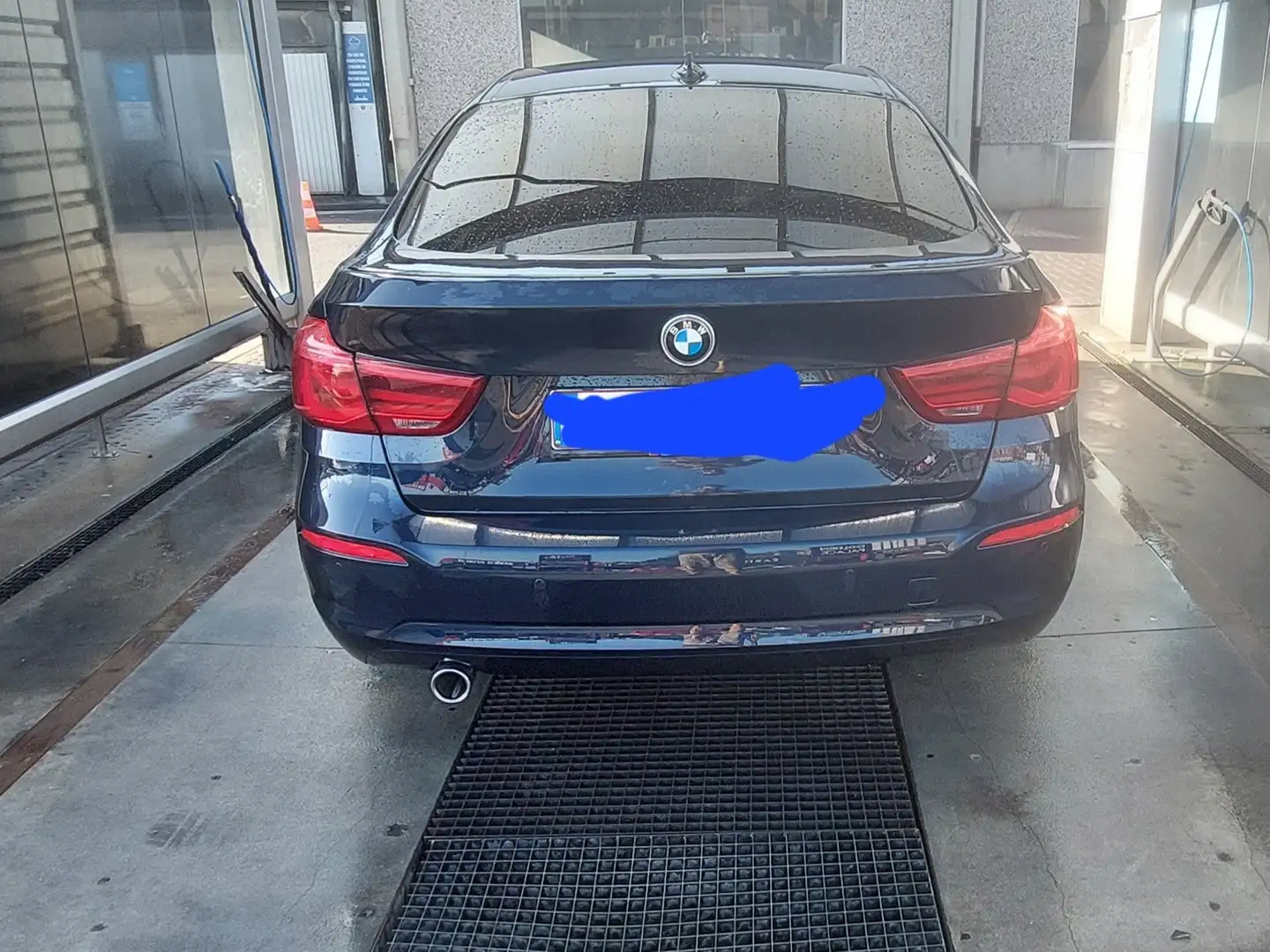 BMW 118 d Bleu - 1