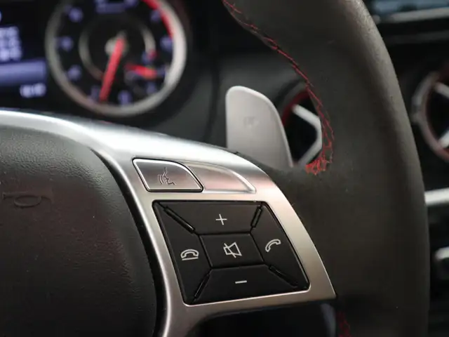 Mercedes-Benz A-Class view 29