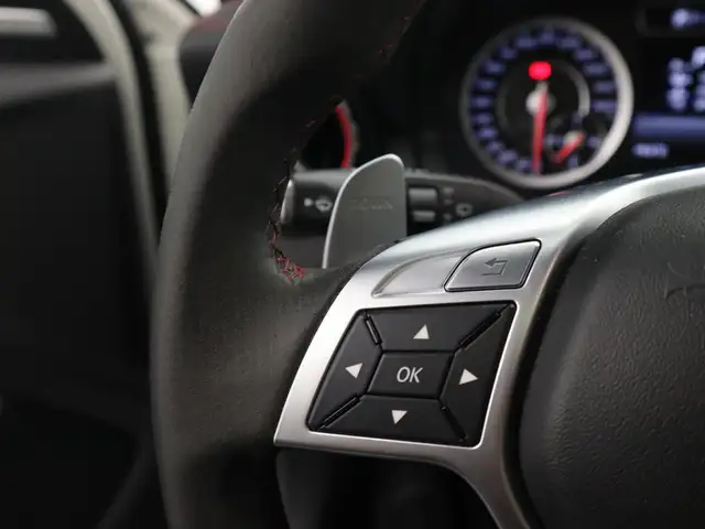Mercedes-Benz A-Class view 28