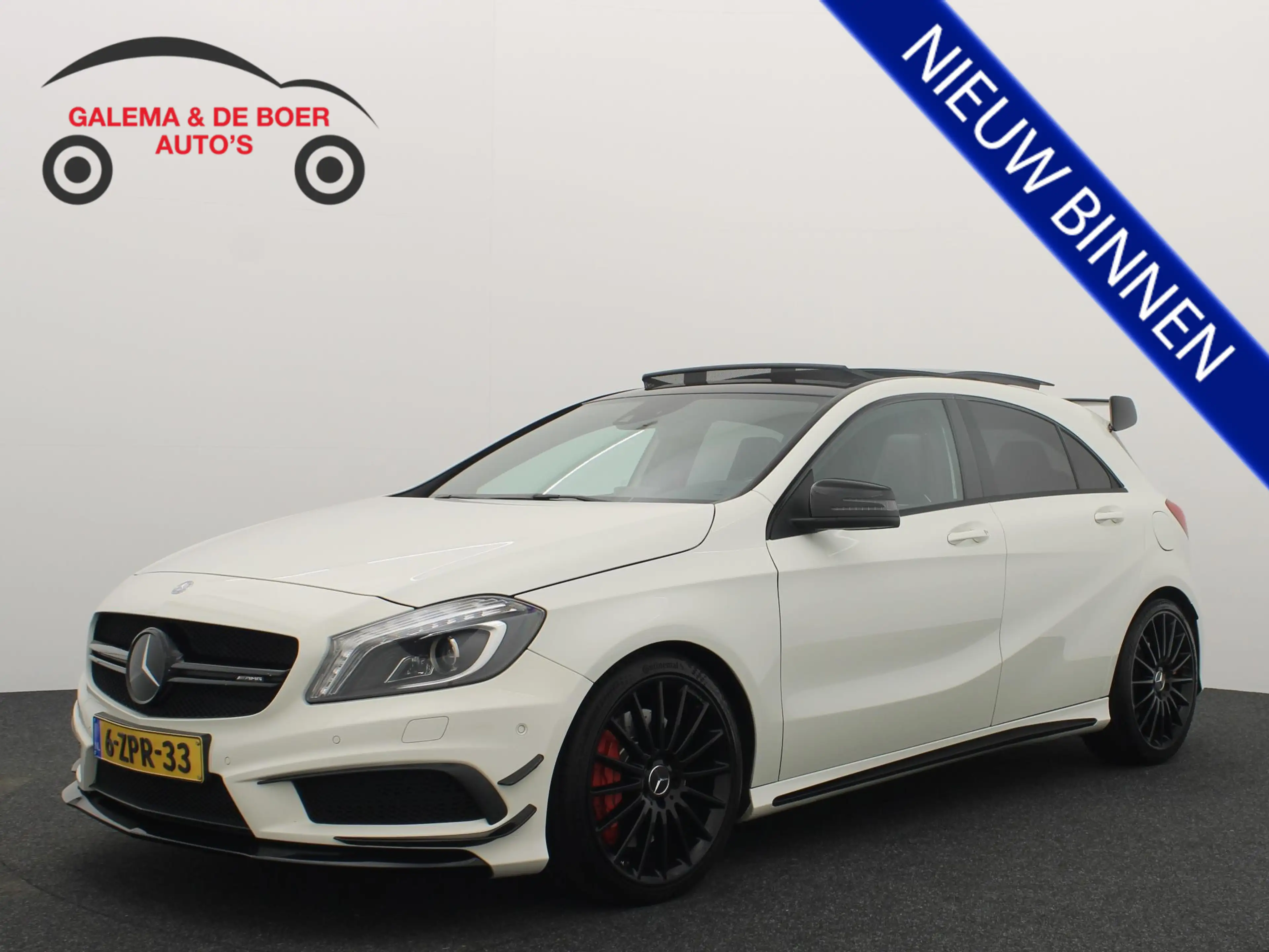 Mercedes-Benz A 45 AMG 4MATIC ORIG NL / DEALER OH / MILLTEK / PANORAMADAK
