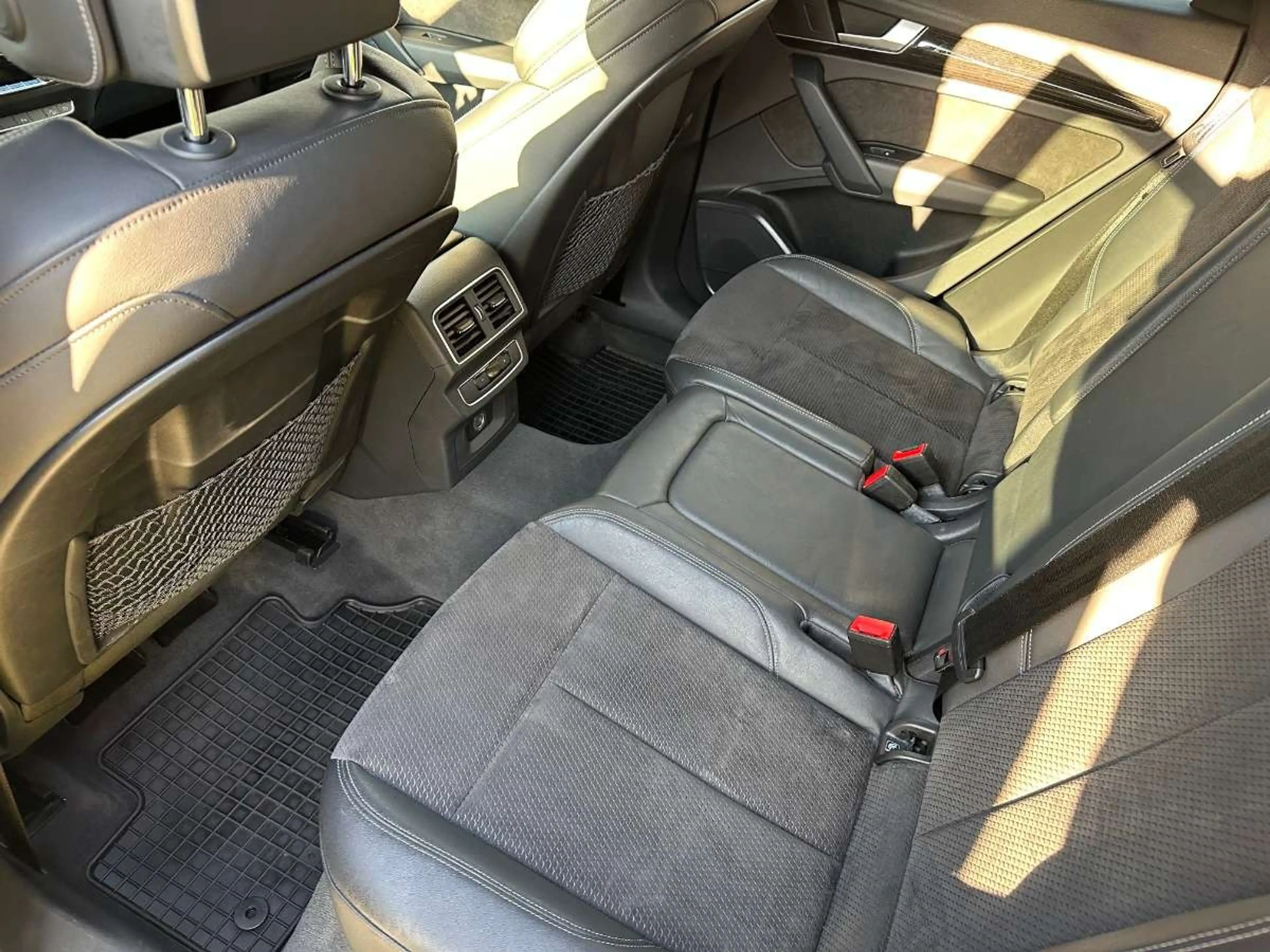Audi SQ5 TDI quattro Aut. — photo 11