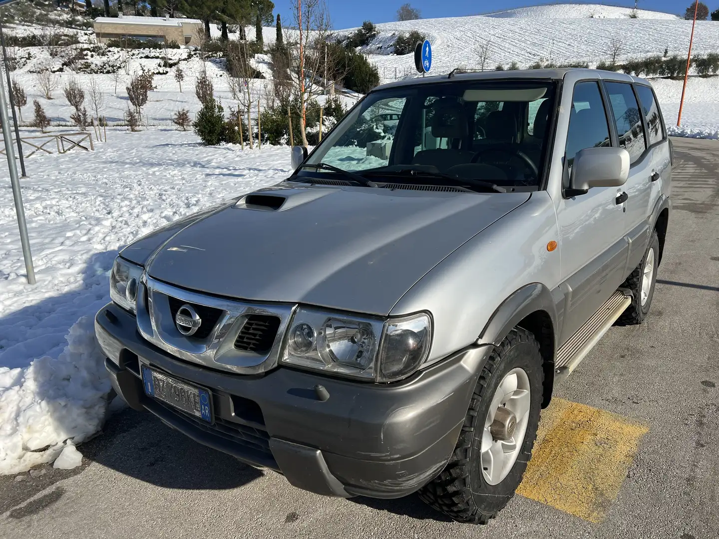 Nissan Terrano 5p 3.0 dd-ti Elegance Autocarro N1 - 1