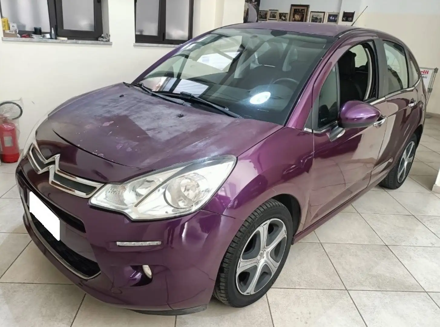 Citroen C3 C3 II 1.2 puretech 82cv E6 Paars - 2