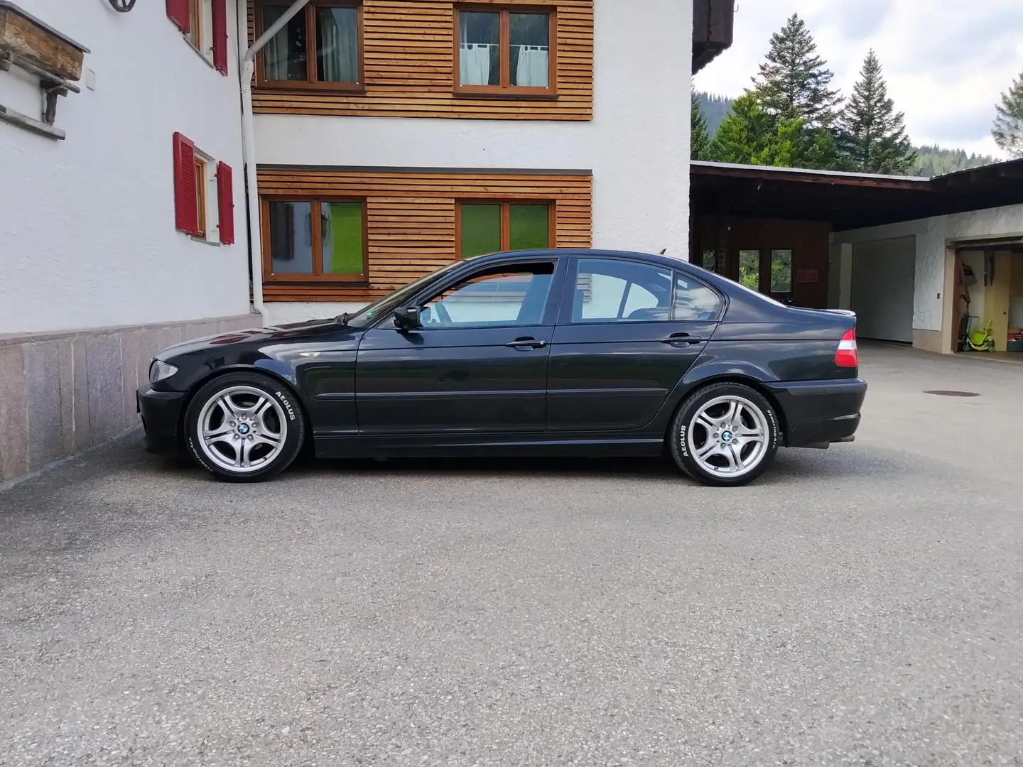 BMW 318 318i Edition Exclusive - 1