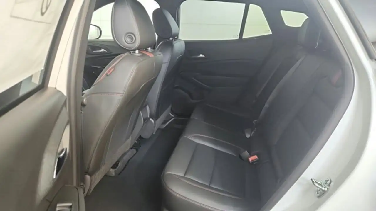Chevrolet Trax снимка Chevrolet Trax