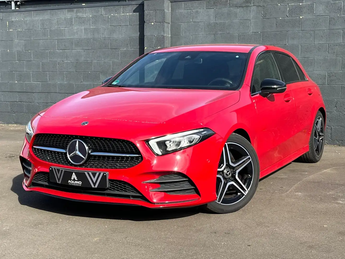 Mercedes-Benz A 180 AMG / NAVI XL / CAMERA / FULL Rojo - 1