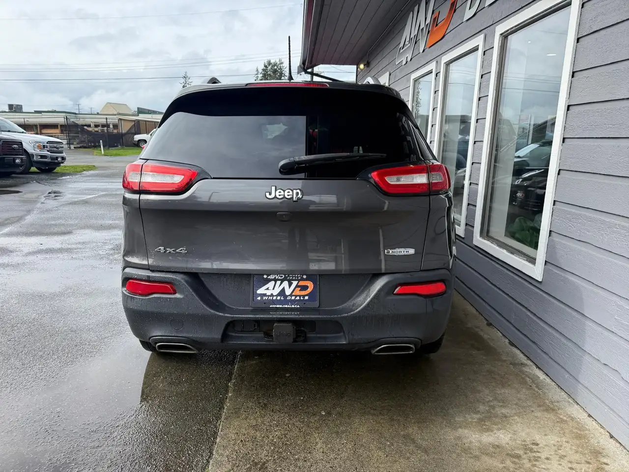 Jeep Cherokee снимка Jeep Cherokee