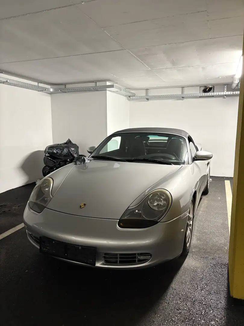 Porsche Boxster - 1