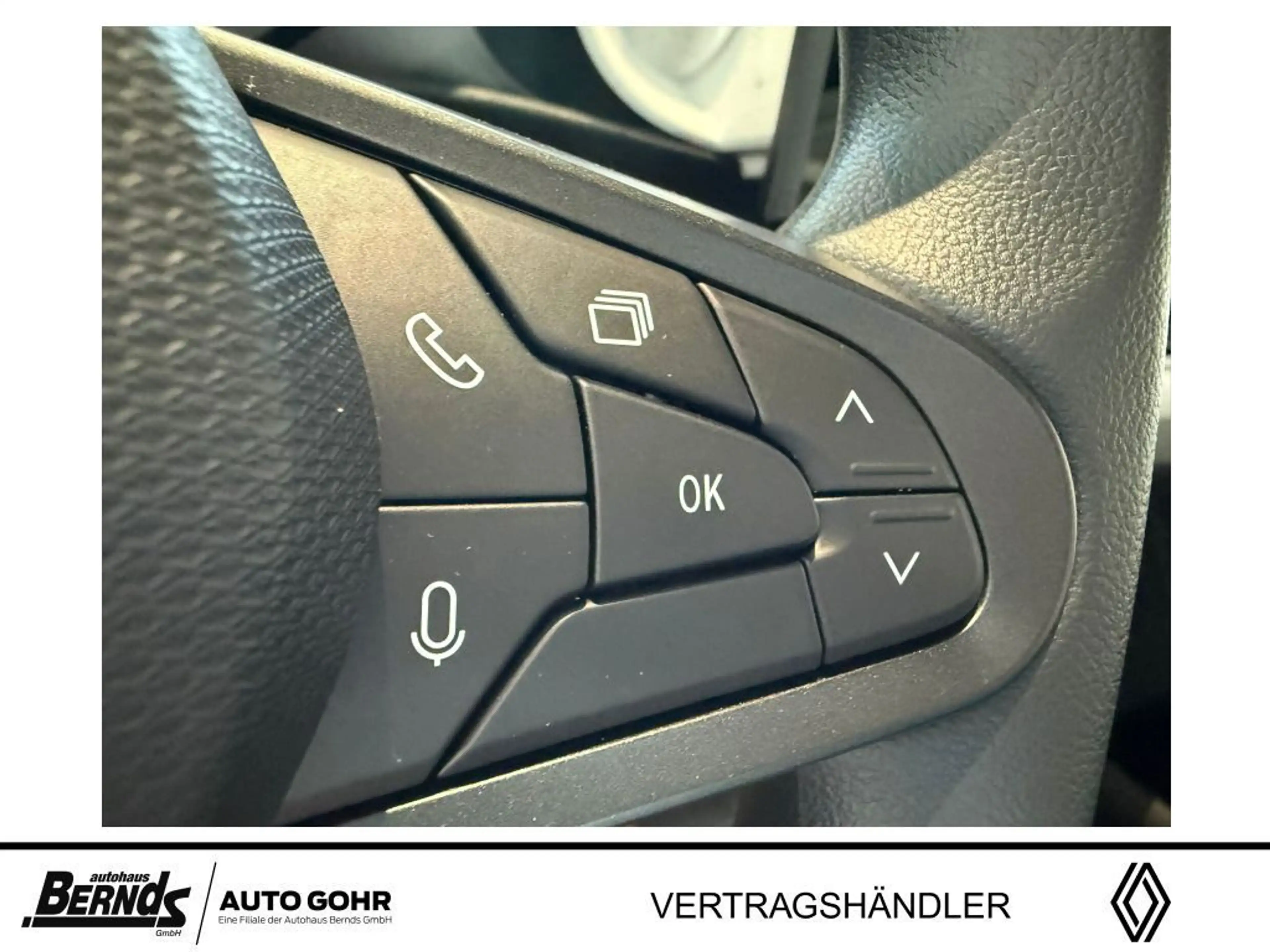 Renault Twingo E-Tech Evolution Urban Range Carplay Allwetter LED — photo 14