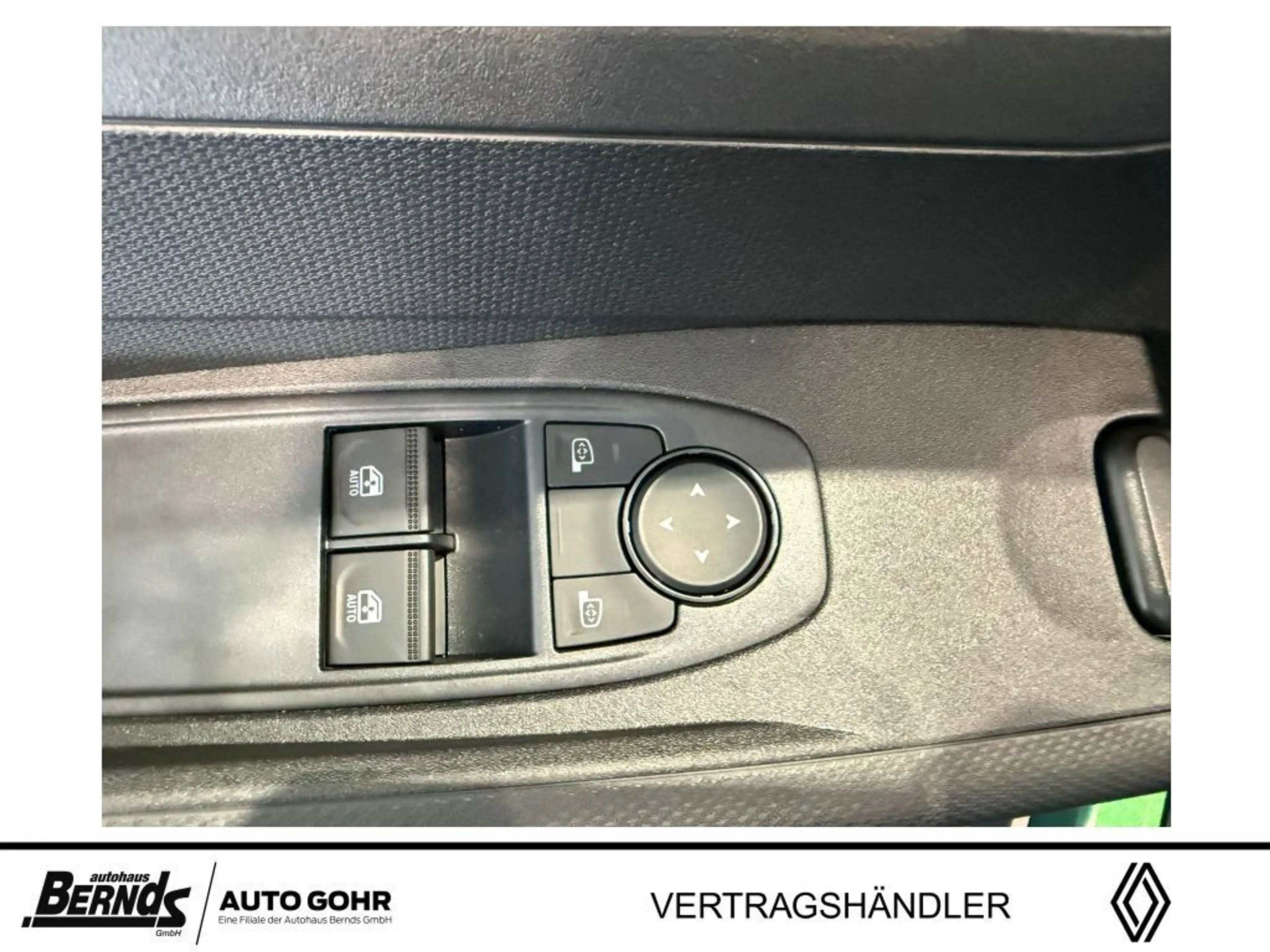 Renault Twingo E-Tech Evolution Urban Range Carplay Allwetter LED — photo 12