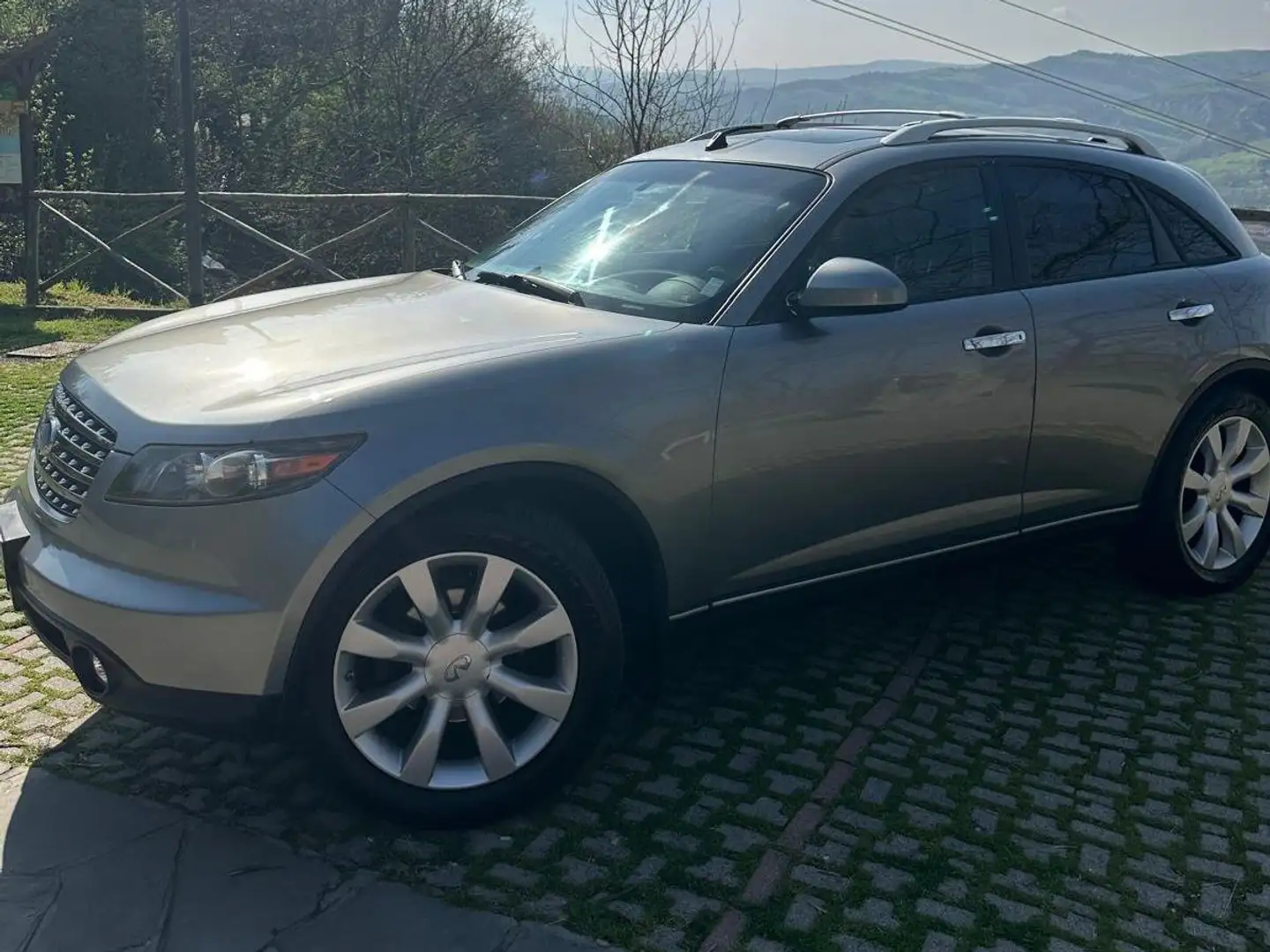 Infiniti FX35 3500 280 CV - 1