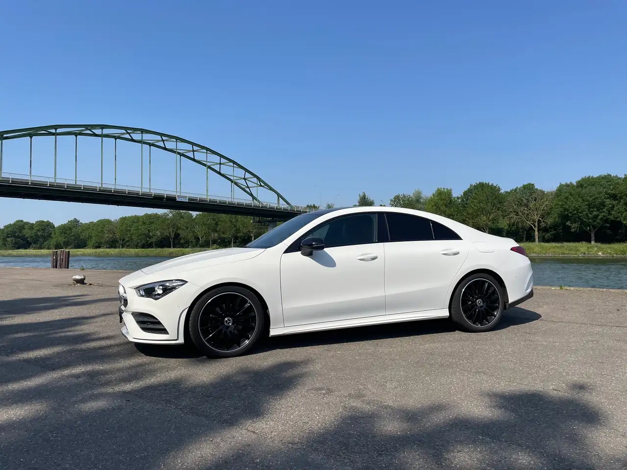 Mercedes-Benz CLA 180