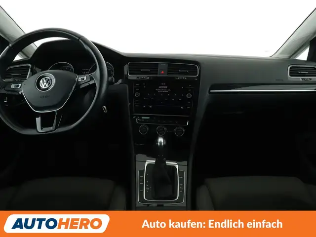 Volkswagen Golf view 12