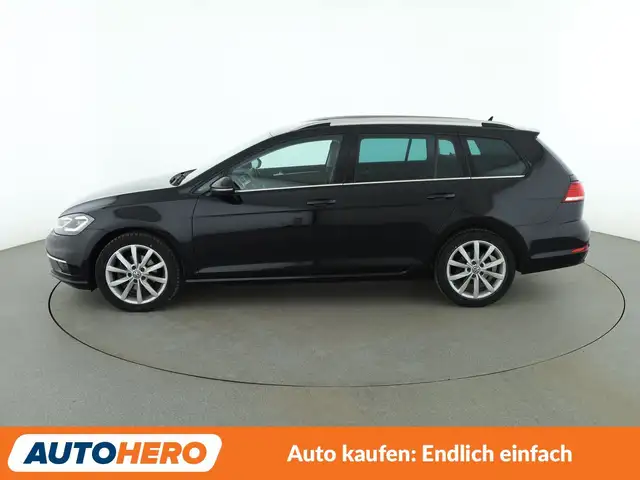 Volkswagen Golf view 3