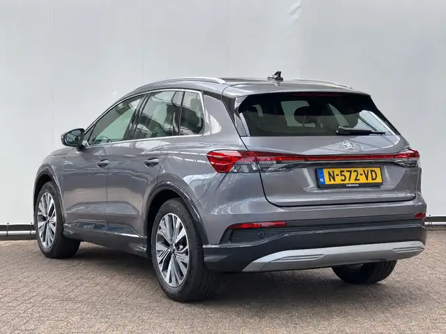 Audi Q4 e-tron view 2