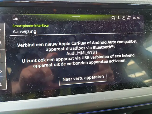 Audi Q4 e-tron view 8