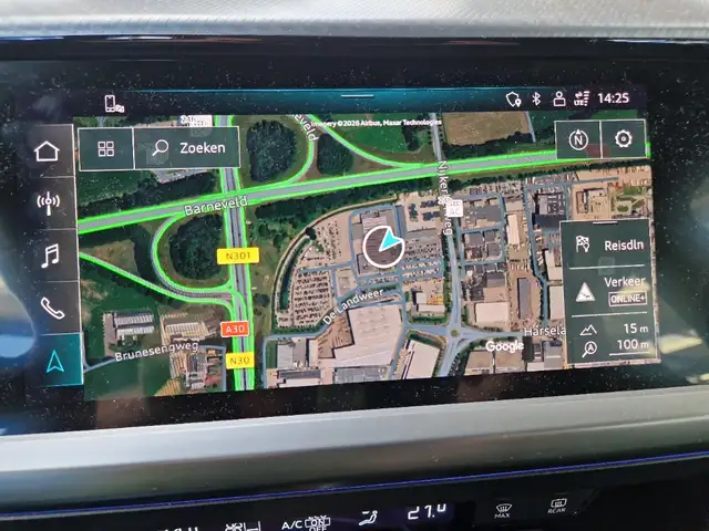 Audi Q4 e-tron view 5