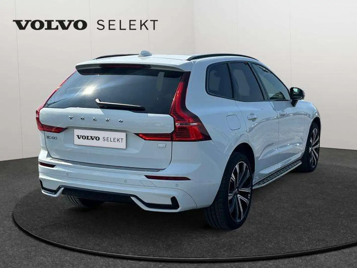 Volvo XC60 T6 R-Design / Hybride Blanc - 2