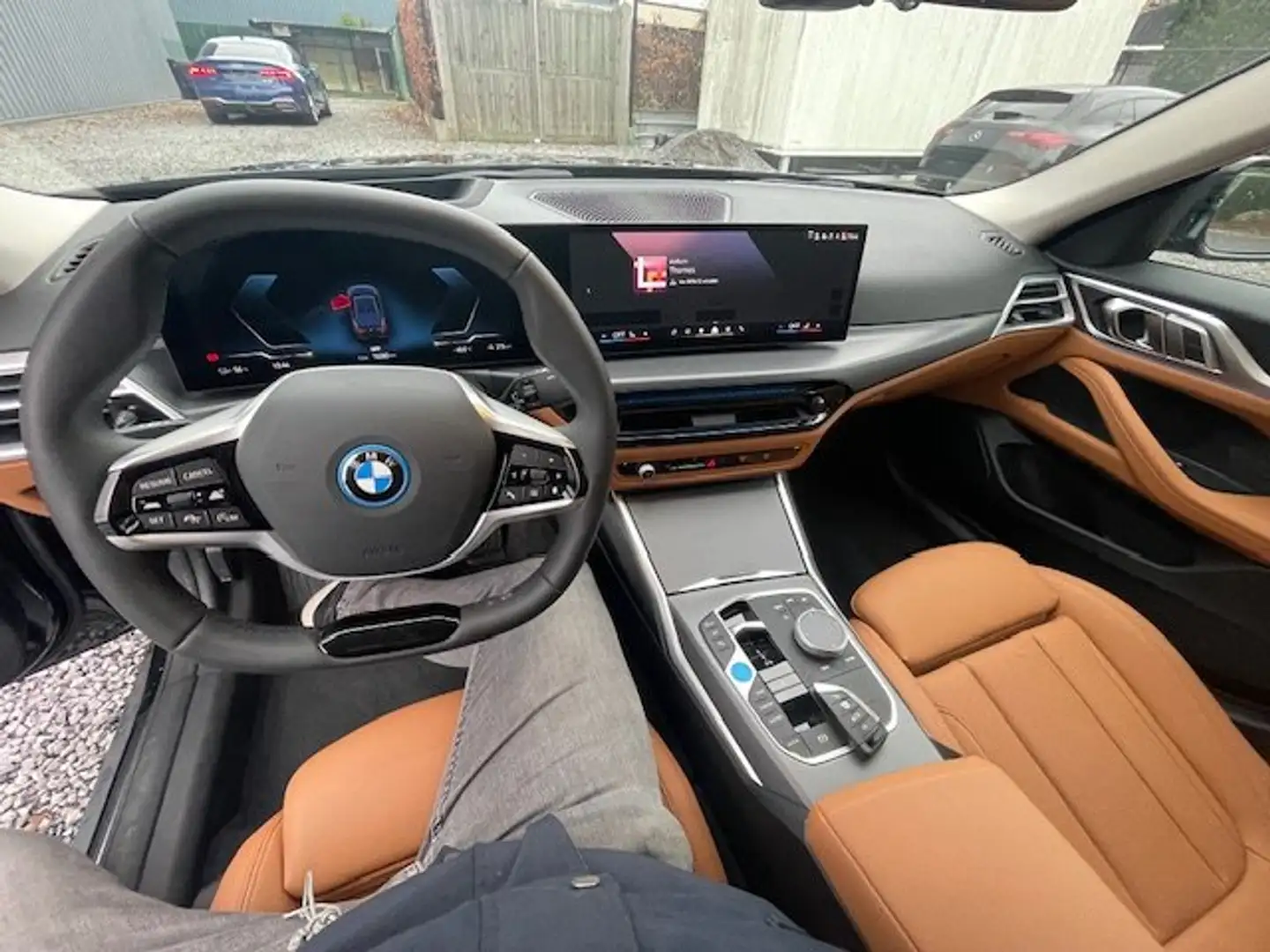 BMW i4 BMW i4 Gran Coupe eDrive35, 4/2025 LIVE COCKPITPRO Zwart - 2