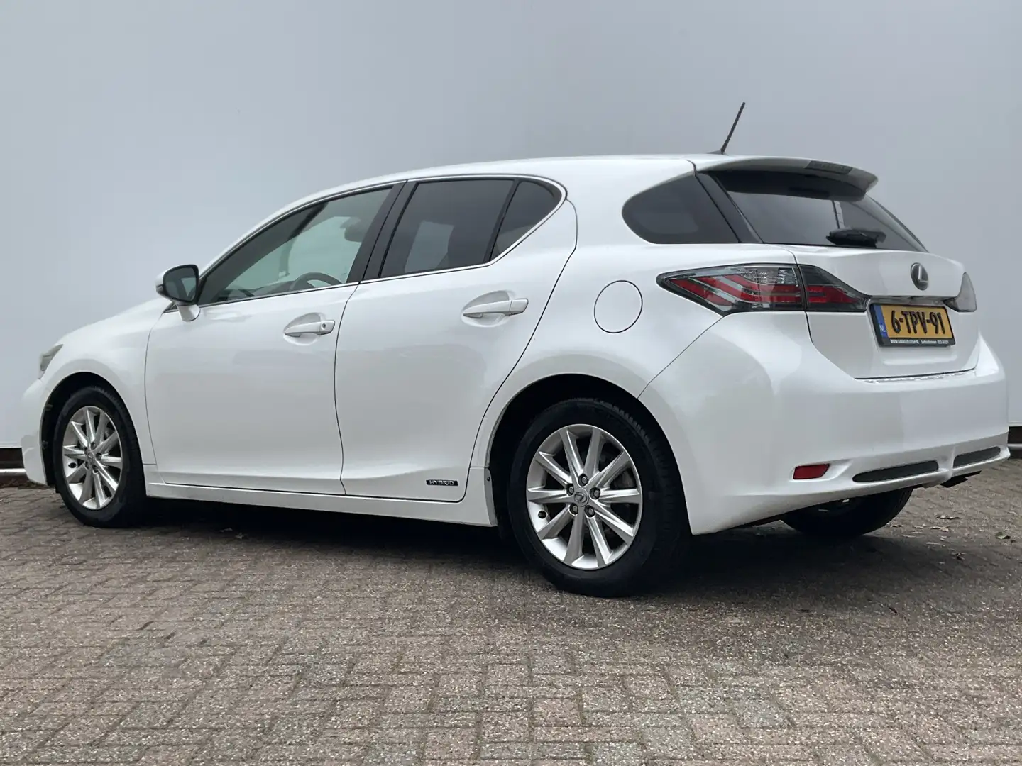Lexus CT 200h Business Line Automaat Nav/Cruise Alcantara Clima Wit - 2