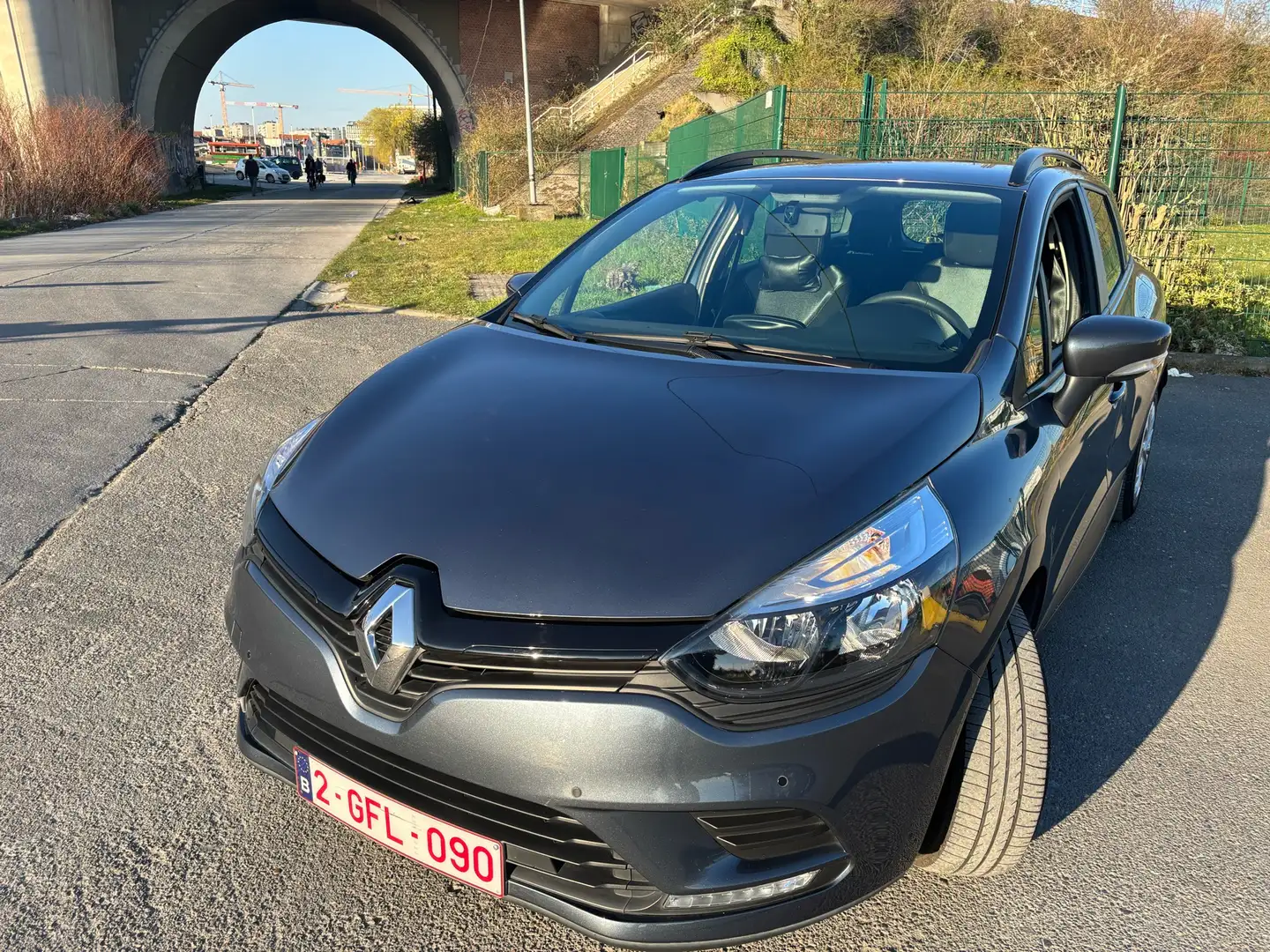 Renault Clio Clio 4 Break 1,2 l Essence 2018  ((( 51500 Km ))) - 1