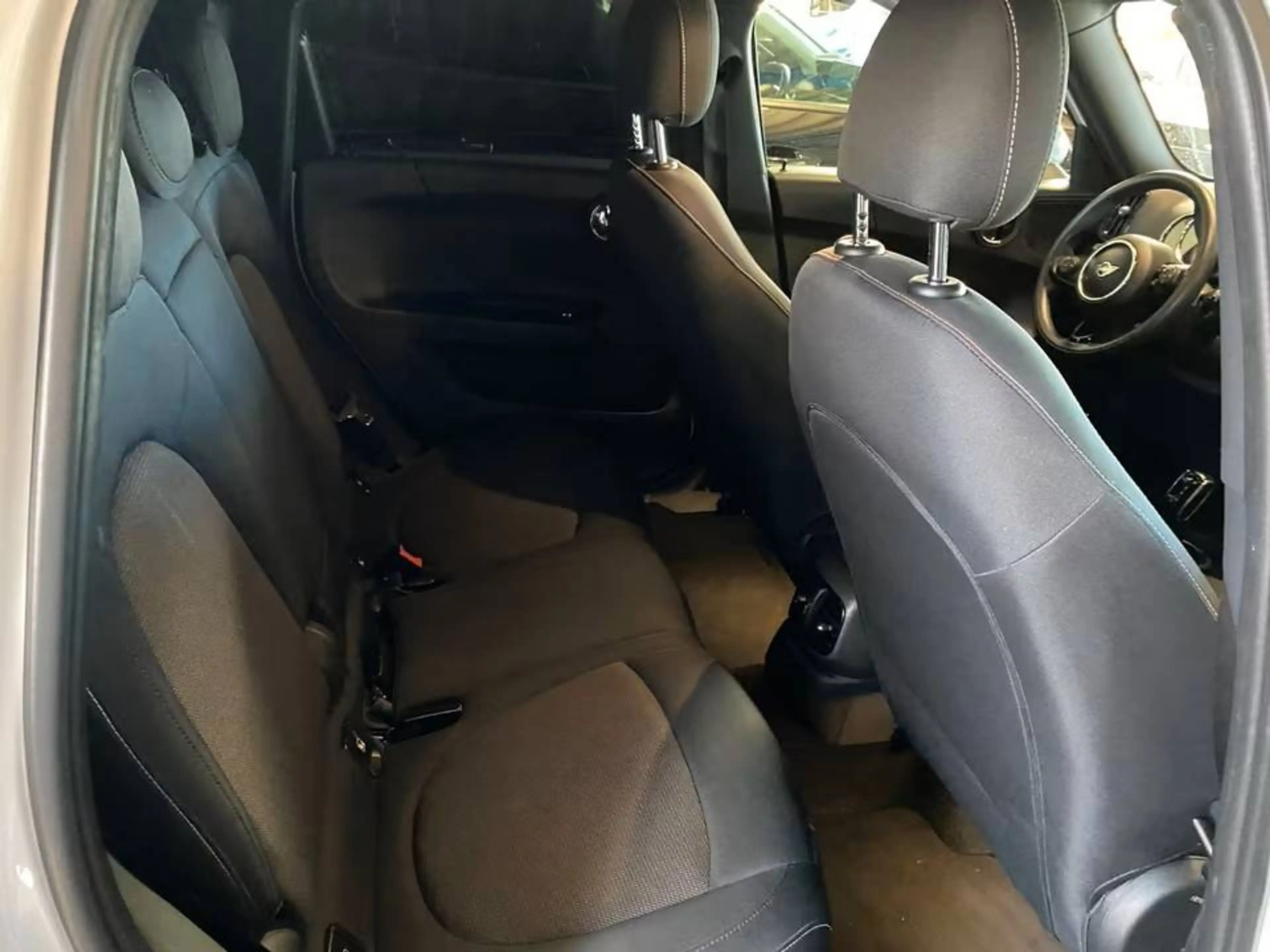 MINI One Countryman One — photo 9