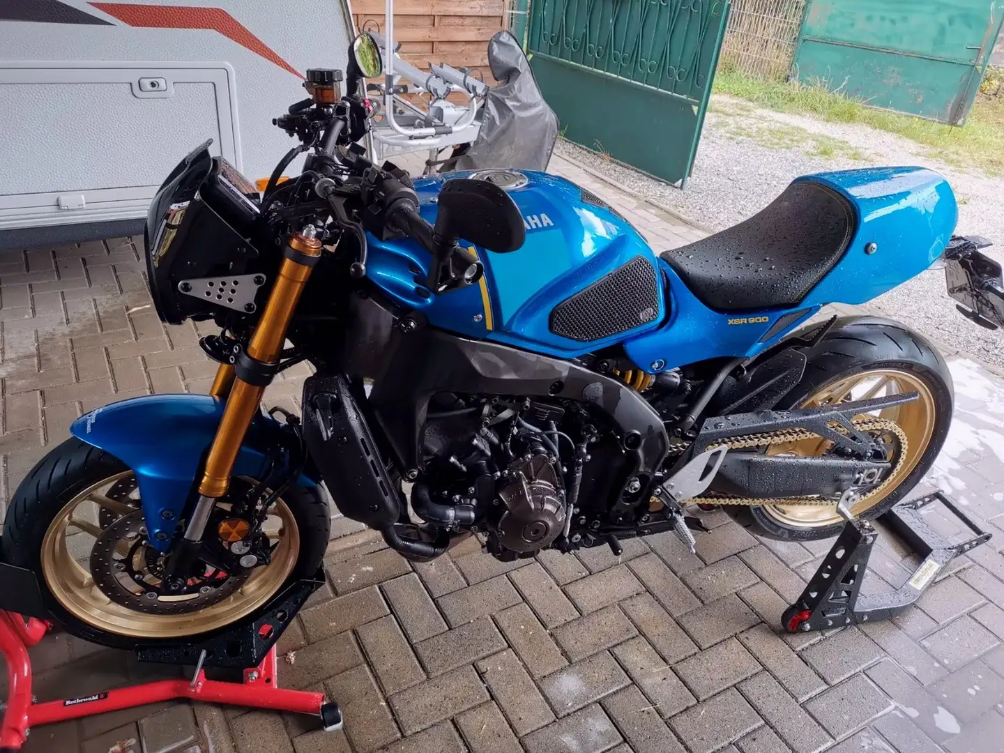 Yamaha XSR 900 Bleu - 1