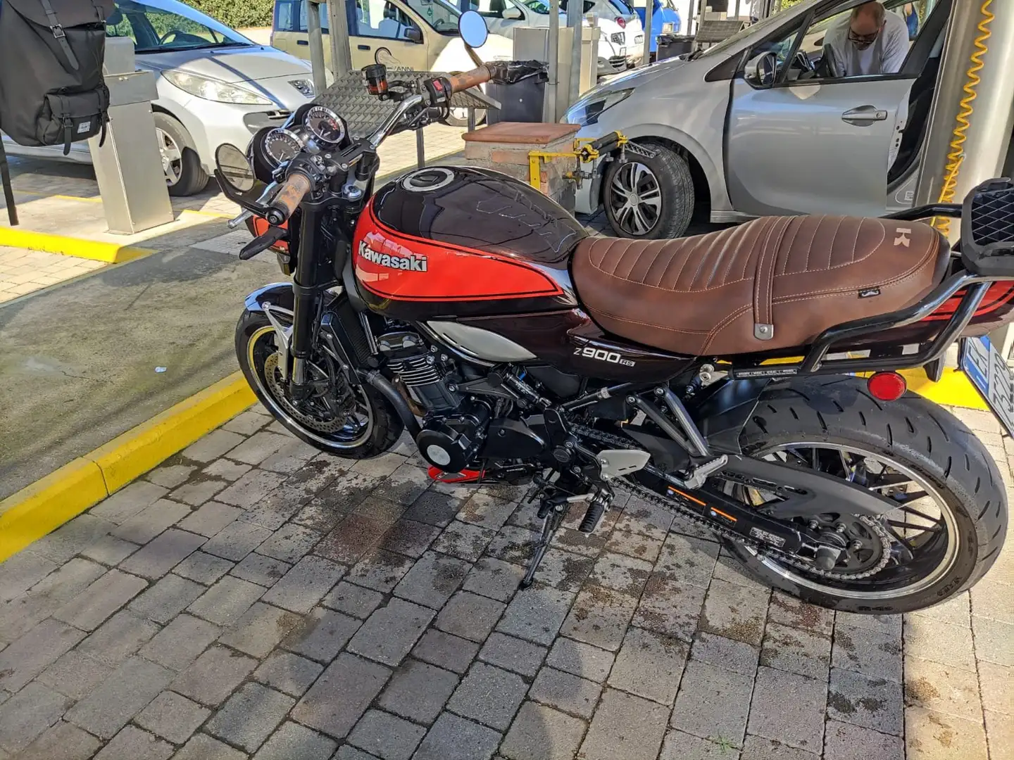 Kawasaki Z900RS Arancione - 2