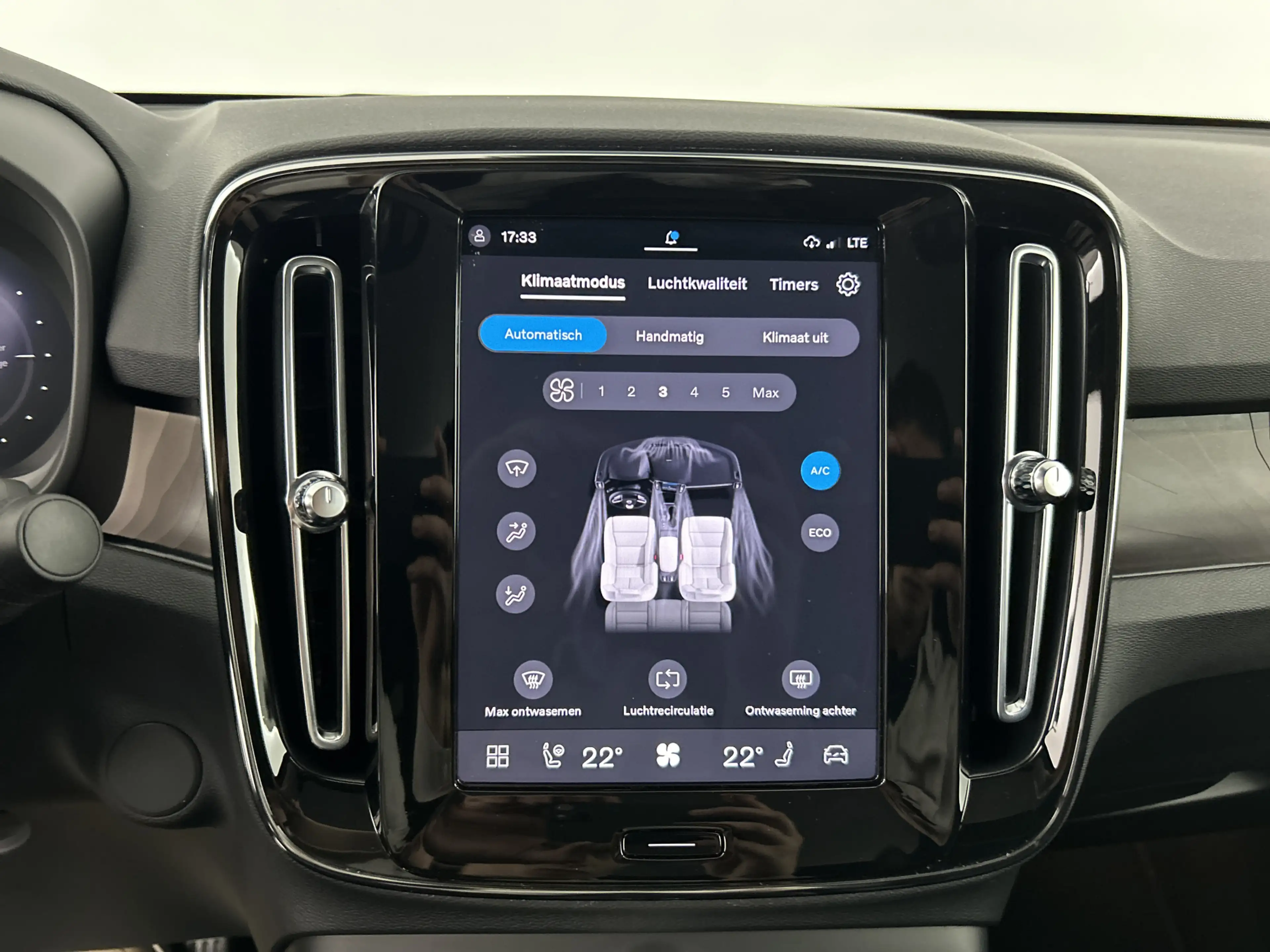 Volvo C40 Recharge Twin Plus 82 kWh SOH96% Panodak/20"LMV/AC — photo 26
