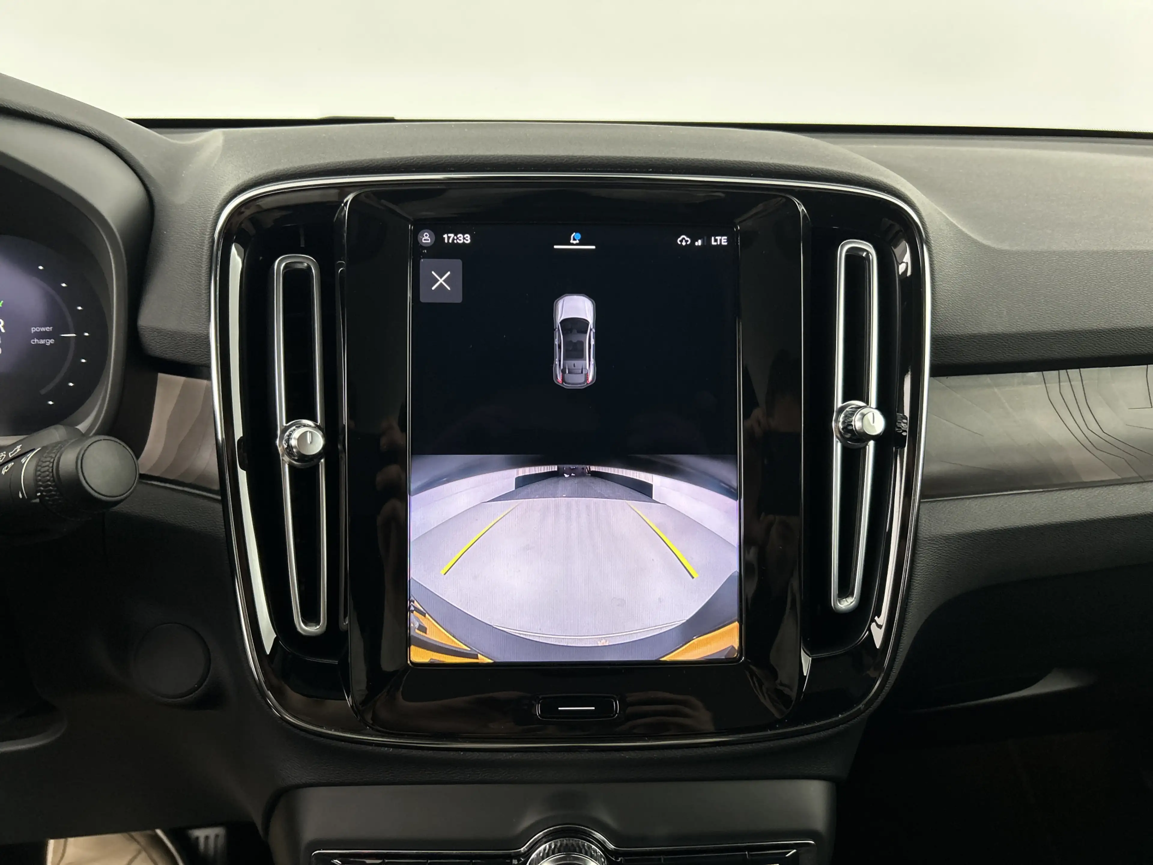 Volvo C40 Recharge Twin Plus 82 kWh SOH96% Panodak/20"LMV/AC — photo 23