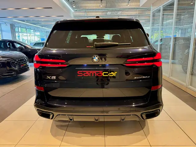 BMW X5 view 6