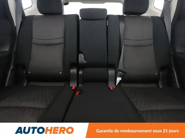 Nissan X-Trail view 15