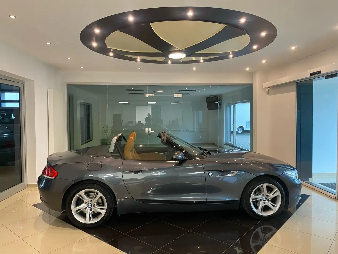 BMW Z4 Roadster sDrive 18i Cabrio *Leder*Alu*Pdc* Grau - 2