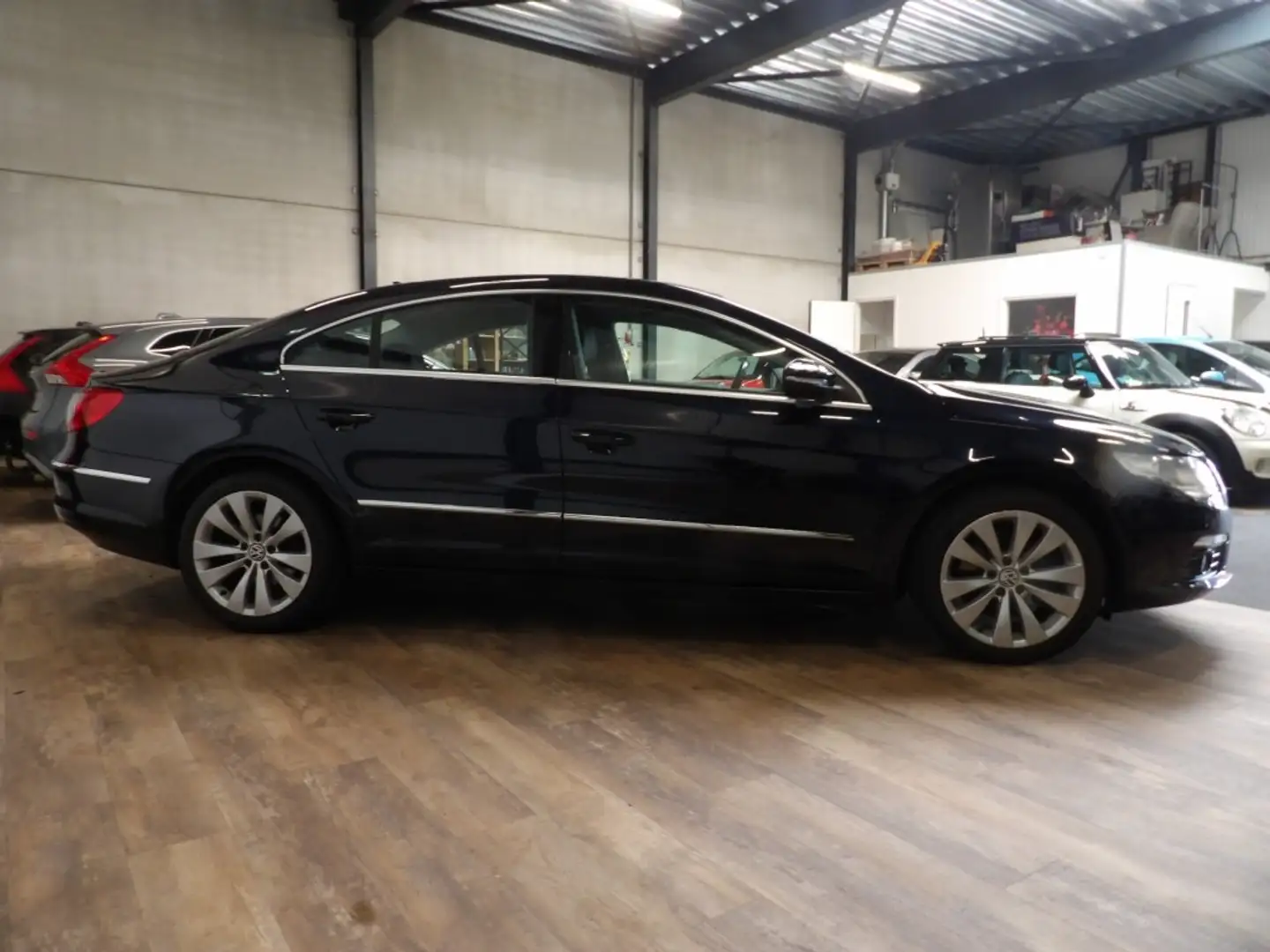 Volkswagen Passat CC 1.8 - ecc - navigatie - leder - zeer nette staat! Blau - 2