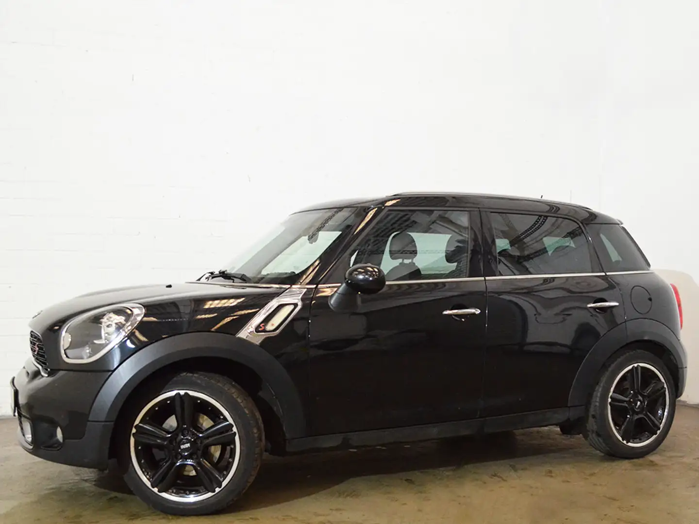MINI Cooper SD Countryman *Leder Pano Navi Sportsitz* Noir - 2