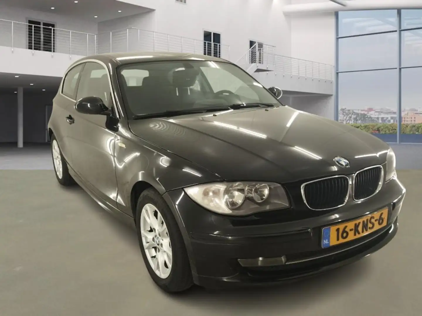 BMW 116 1-serie 116i Corporate Zwart - 2